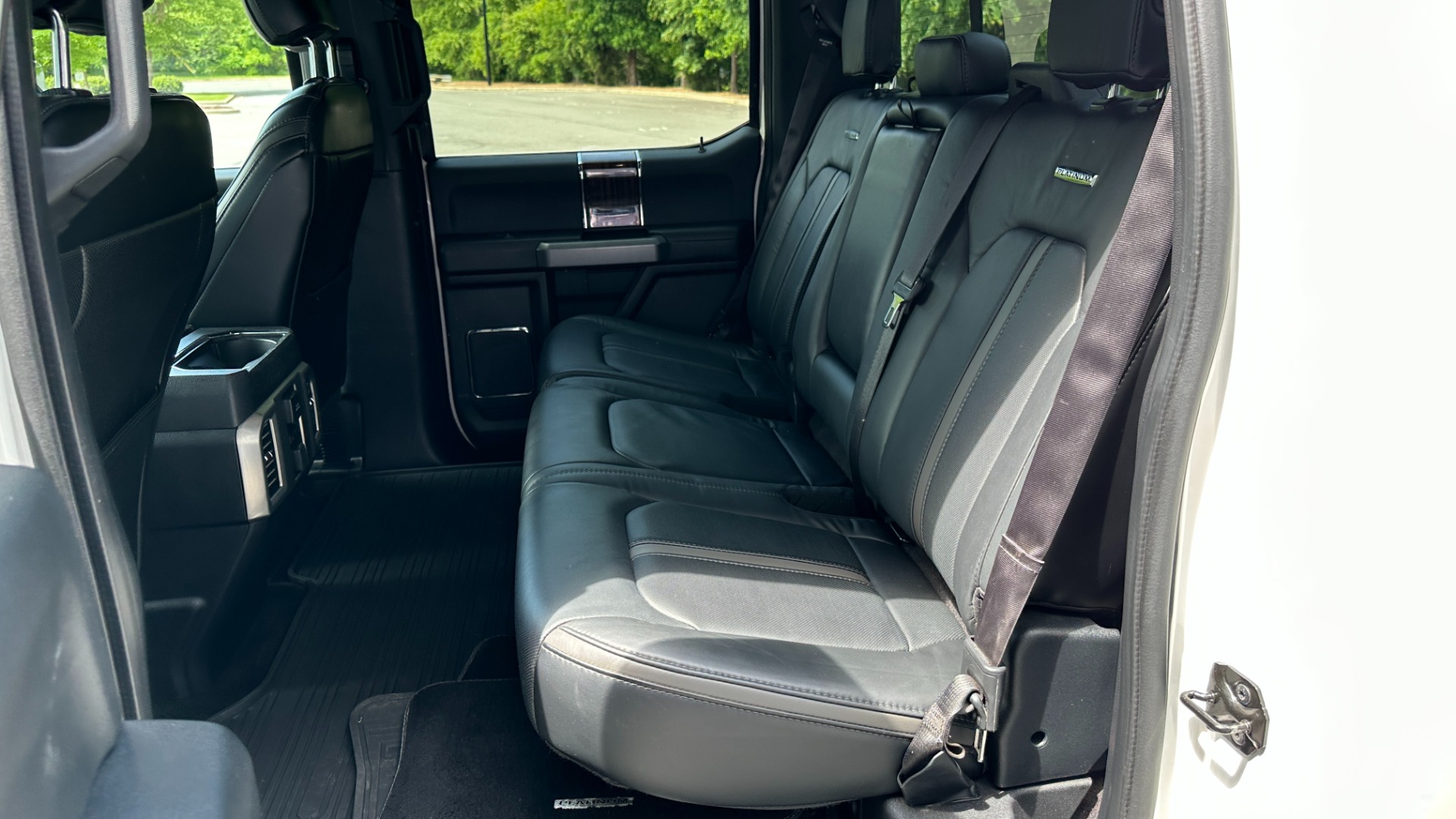 Used 2016 Ford F-150 PLATINUM / TECH PKG / BED COVER / LEATHER INTERIOR for sale $35,000 at Formula Imports in Charlotte NC 28227 23
