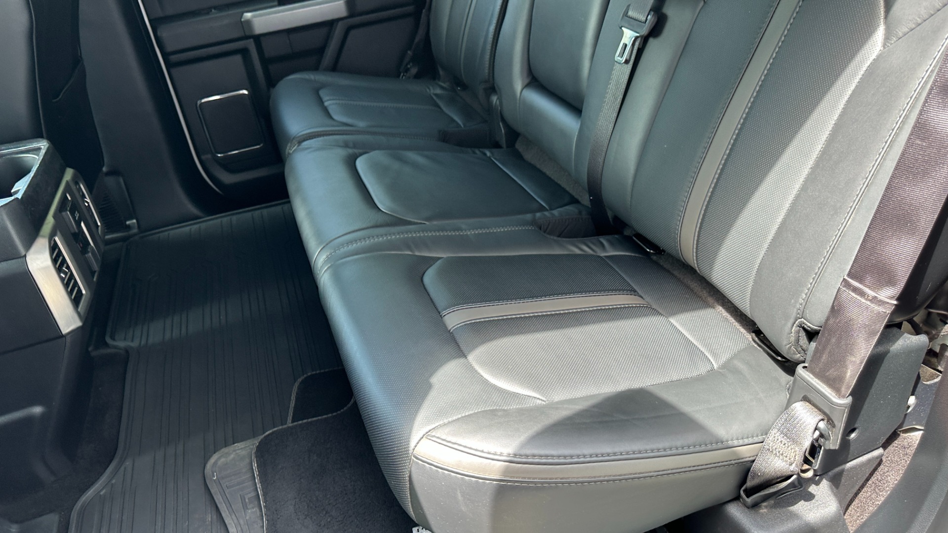 Used 2016 Ford F-150 PLATINUM / TECH PKG / BED COVER / LEATHER INTERIOR for sale $35,000 at Formula Imports in Charlotte NC 28227 25