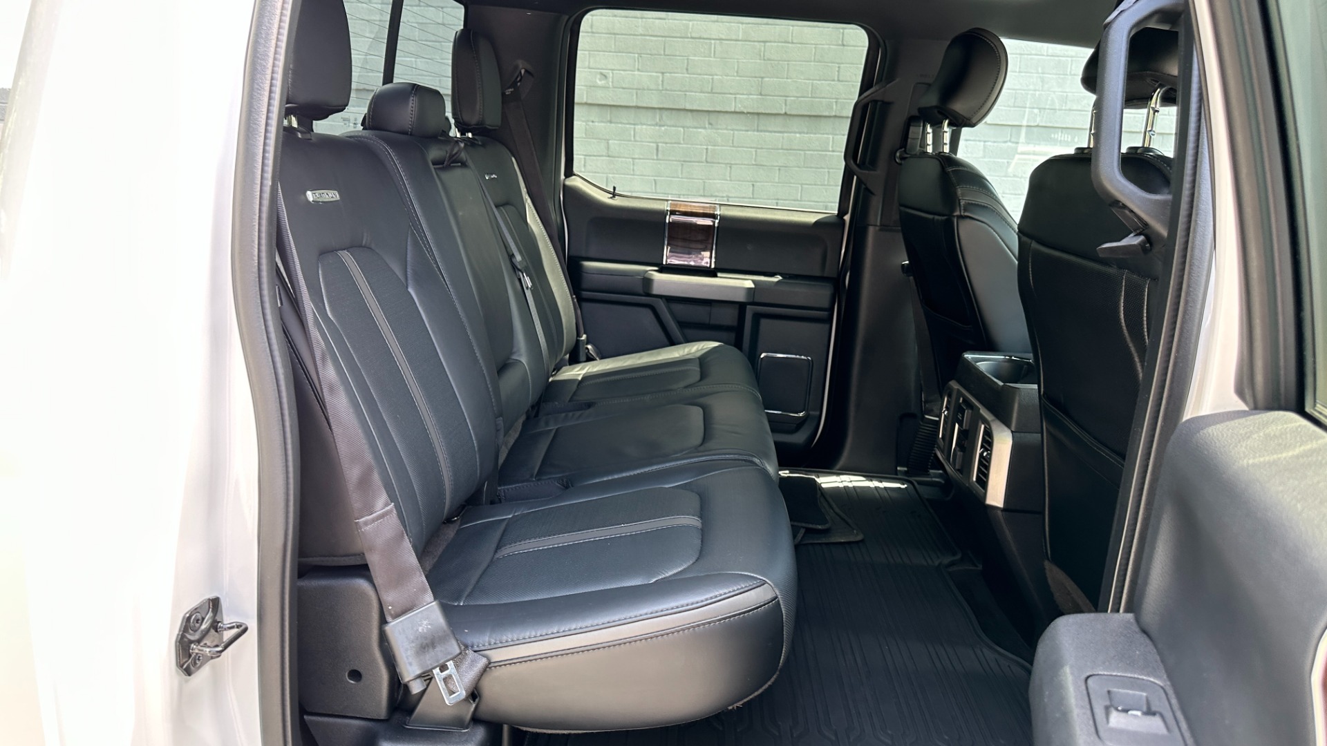 Used 2016 Ford F-150 PLATINUM / TECH PKG / BED COVER / LEATHER INTERIOR for sale $35,000 at Formula Imports in Charlotte NC 28227 28