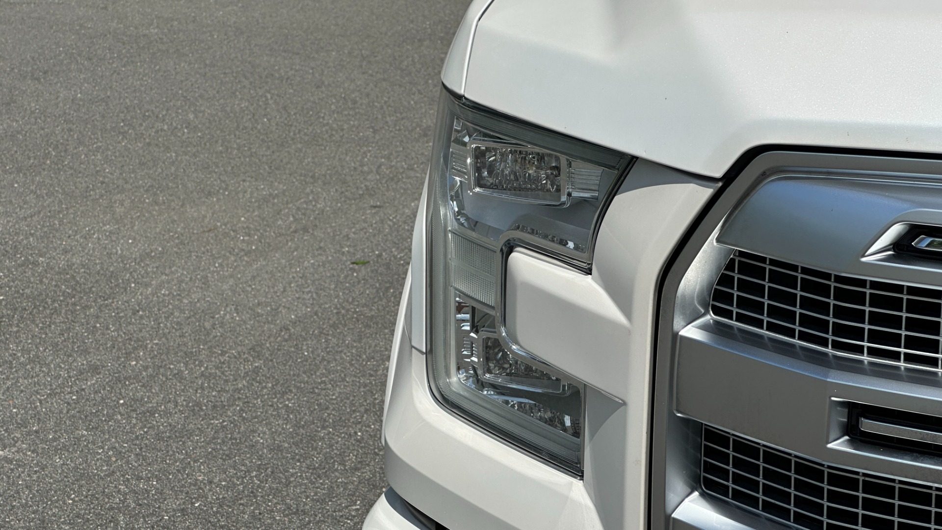 Used 2016 Ford F-150 PLATINUM / TECH PKG / BED COVER / LEATHER INTERIOR for sale $35,000 at Formula Imports in Charlotte NC 28227 40
