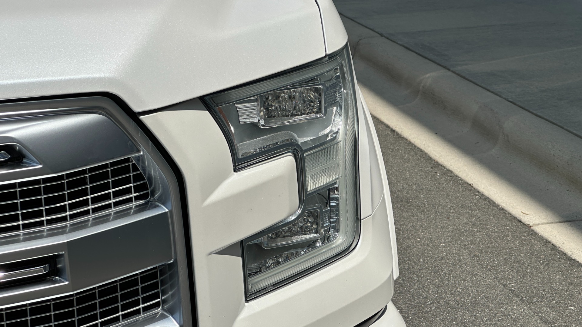 Used 2016 Ford F-150 PLATINUM / TECH PKG / BED COVER / LEATHER INTERIOR for sale $35,000 at Formula Imports in Charlotte NC 28227 41