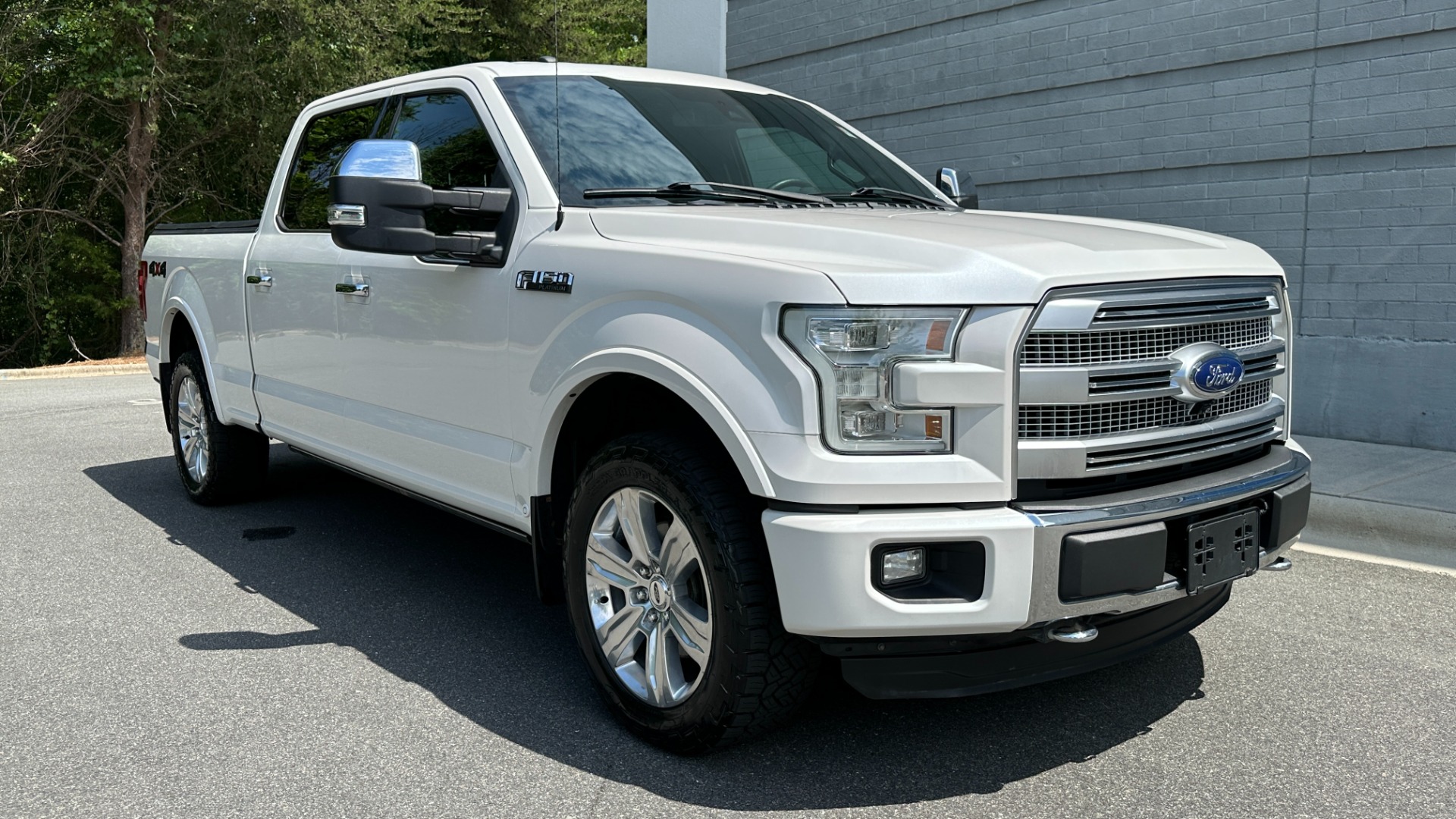 Used 2016 Ford F-150 PLATINUM / TECH PKG / BED COVER / LEATHER INTERIOR for sale $35,000 at Formula Imports in Charlotte NC 28227 5