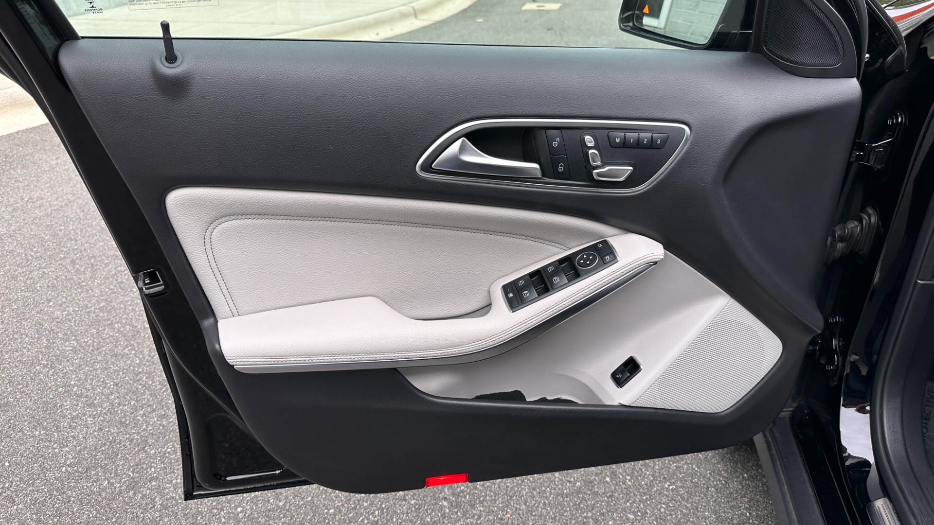 Used 2020 Mercedes-Benz GLA GLA 250 / 19IN WHEELS / WOOD TRIM / CONVENIENCE / PREMIUM for sale $30,995 at Formula Imports in Charlotte NC 28227 10