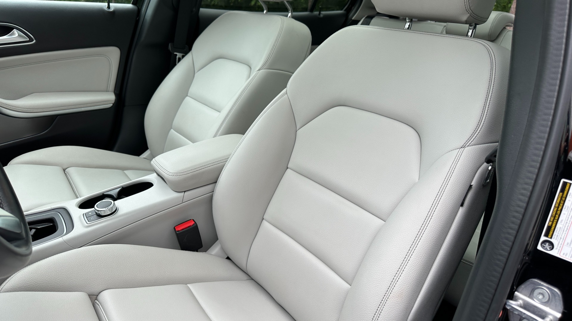 Used 2020 Mercedes-Benz GLA GLA 250 / 19IN WHEELS / WOOD TRIM / CONVENIENCE / PREMIUM for sale $30,995 at Formula Imports in Charlotte NC 28227 13