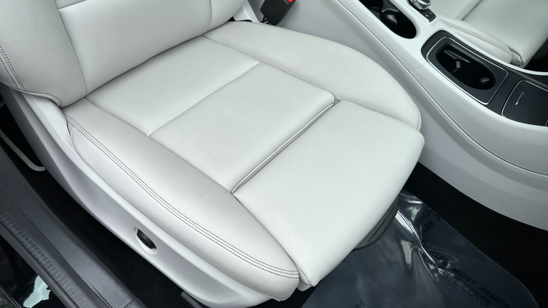 Used 2020 Mercedes-Benz GLA GLA 250 / 19IN WHEELS / WOOD TRIM / CONVENIENCE / PREMIUM for sale $30,995 at Formula Imports in Charlotte NC 28227 36