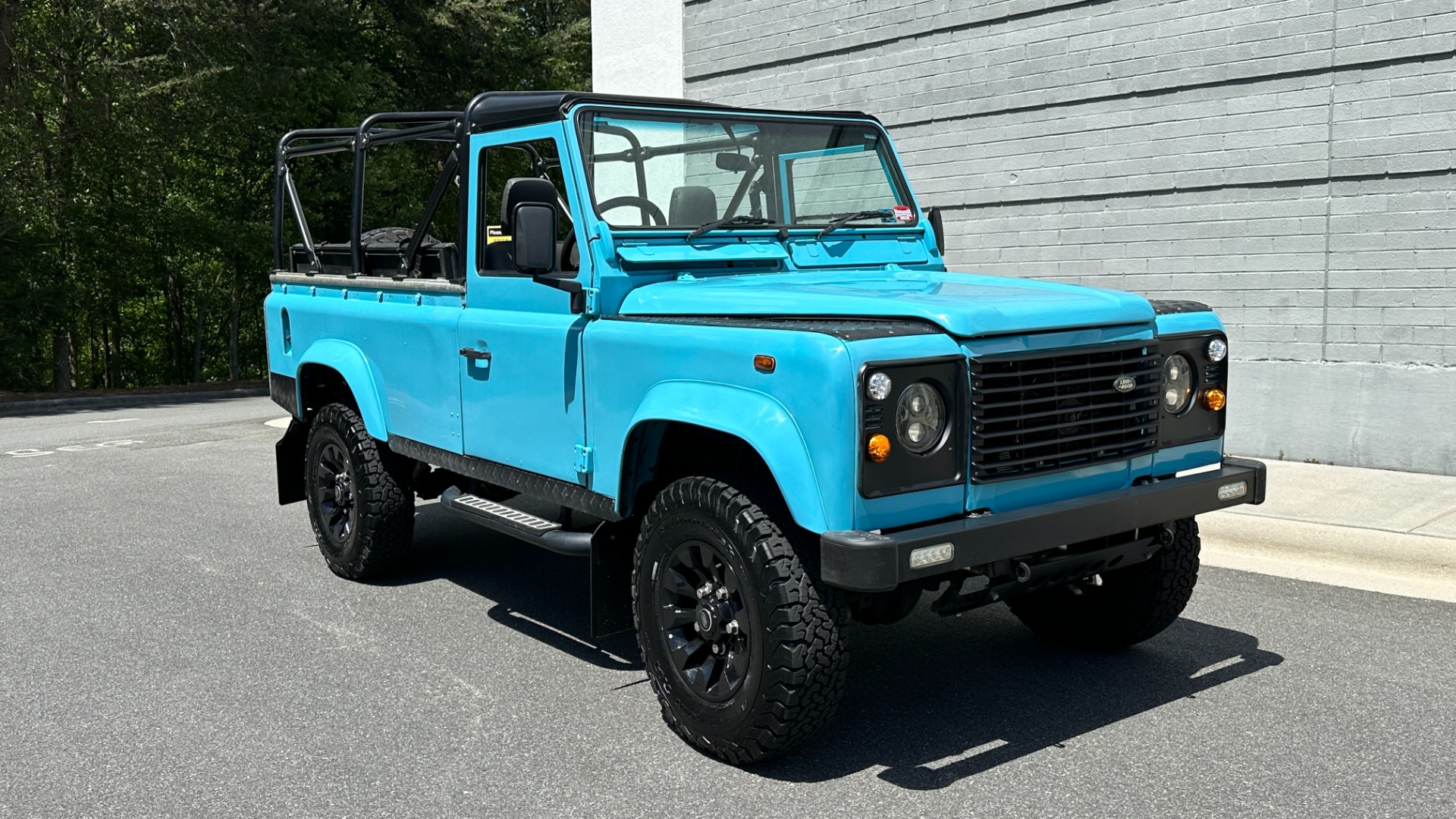Used 1994 Land Rover Defender 110 CUSTOM BUILD / REBUILT POWERTRAIN / TDI300 DIESEL / 5SPD / BENCH SEATS for sale $81,995 at Formula Imports in Charlotte NC 28227 10