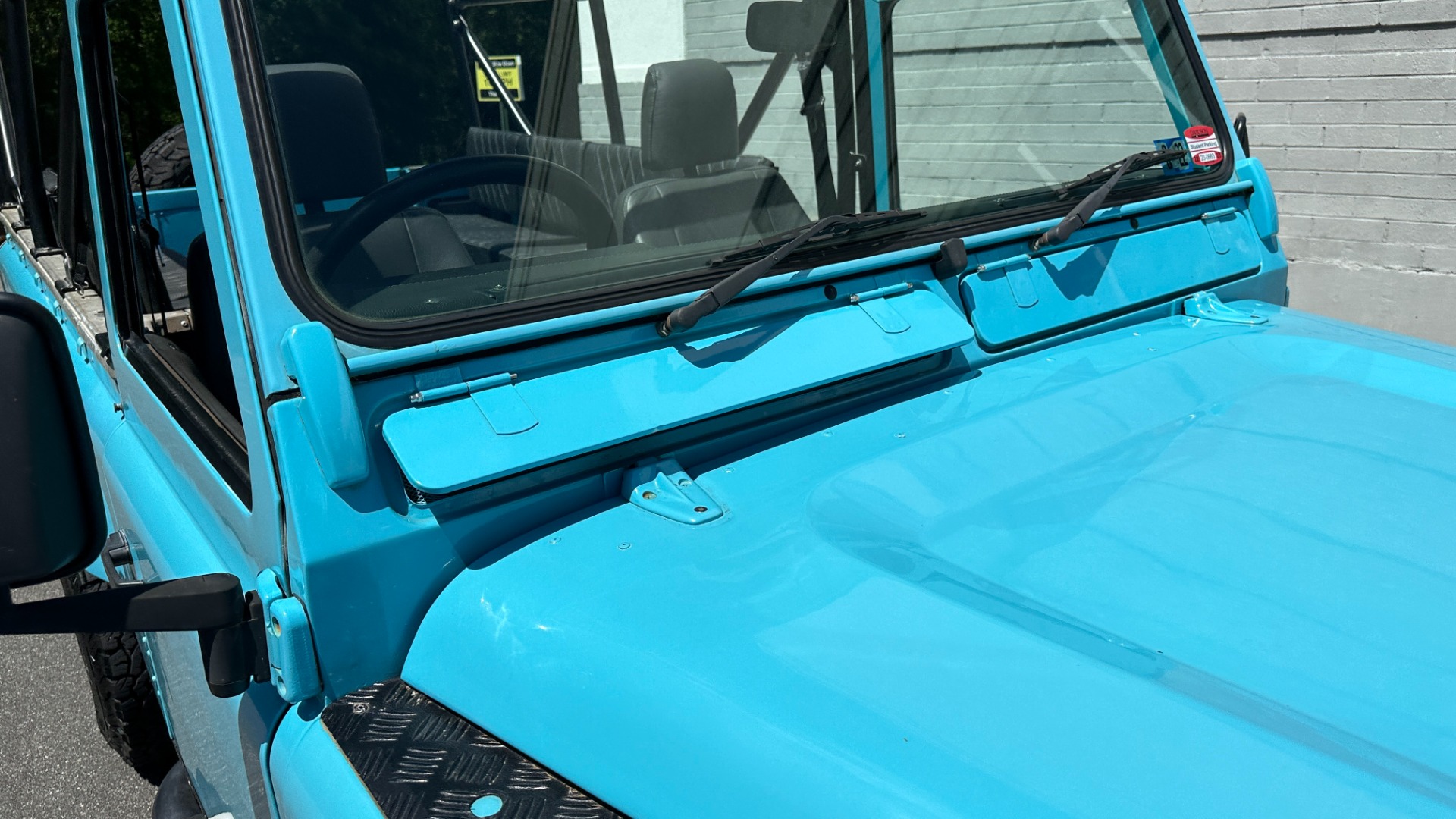 Used 1994 Land Rover Defender 110 CUSTOM BUILD / REBUILT POWERTRAIN / TDI300 DIESEL / 5SPD / BENCH SEATS for sale $81,995 at Formula Imports in Charlotte NC 28227 46