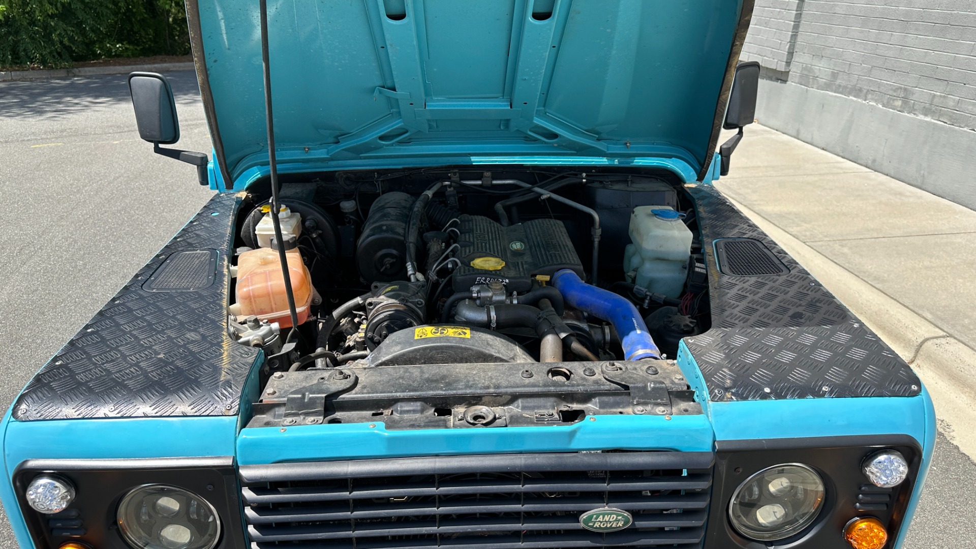 Used 1994 Land Rover Defender 110 CUSTOM BUILD / REBUILT POWERTRAIN / TDI300 DIESEL / 5SPD / BENCH SEATS for sale $81,995 at Formula Imports in Charlotte NC 28227 59