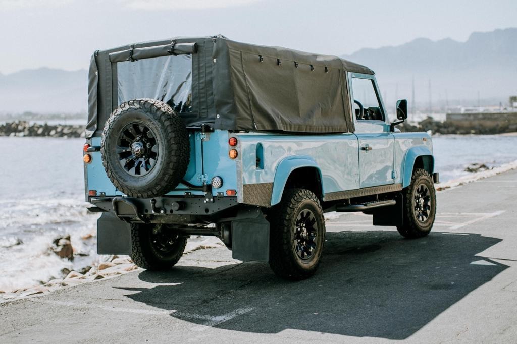 Used 1994 Land Rover Defender 110 CUSTOM BUILD / REBUILT POWERTRAIN / TDI300 DIESEL / 5SPD / BENCH SEATS for sale $81,995 at Formula Imports in Charlotte NC 28227 8