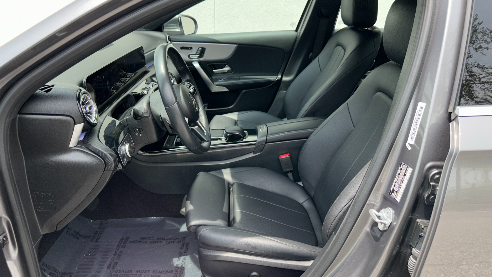 Used 2019 Mercedes-Benz A-Class A220 / AMBIENT LIGHTING / PREMIUM PACKAGE / DRIVER ASSIST for sale $27,000 at Formula Imports in Charlotte NC 28227 12