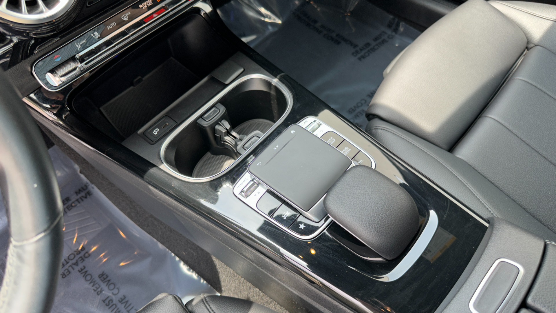 Used 2019 Mercedes-Benz A-Class A220 / AMBIENT LIGHTING / PREMIUM PACKAGE / DRIVER ASSIST for sale $27,000 at Formula Imports in Charlotte NC 28227 20
