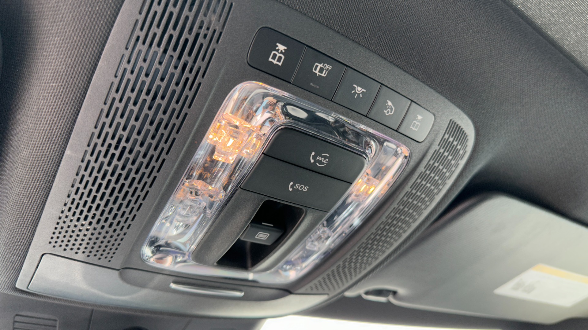 Used 2019 Mercedes-Benz A-Class A220 / AMBIENT LIGHTING / PREMIUM PACKAGE / DRIVER ASSIST for sale $27,000 at Formula Imports in Charlotte NC 28227 21