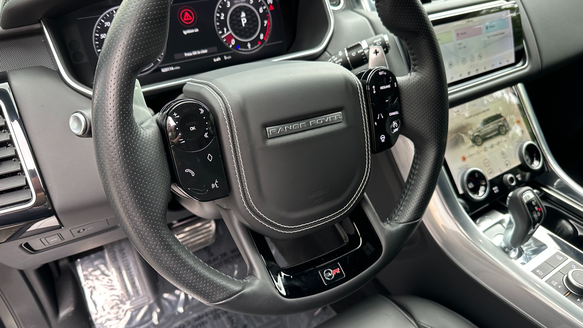 Used 2020 Land Rover Range Rover Sport SVR / SATIN SVO PAINT / DRIVE ASSIST / PREMIUM / TOW PACKAGE for sale $94,941 at Formula Imports in Charlotte NC 28227 18