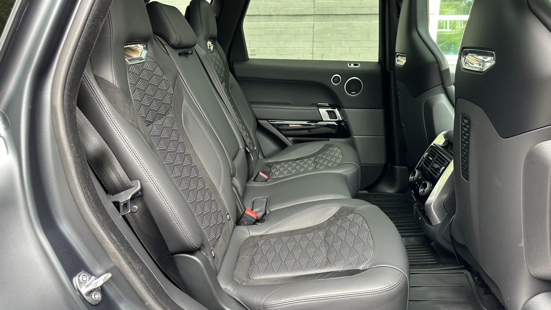 Used 2020 Land Rover Range Rover Sport SVR / SATIN SVO PAINT / DRIVE ASSIST / PREMIUM / TOW PACKAGE for sale $94,941 at Formula Imports in Charlotte NC 28227 35