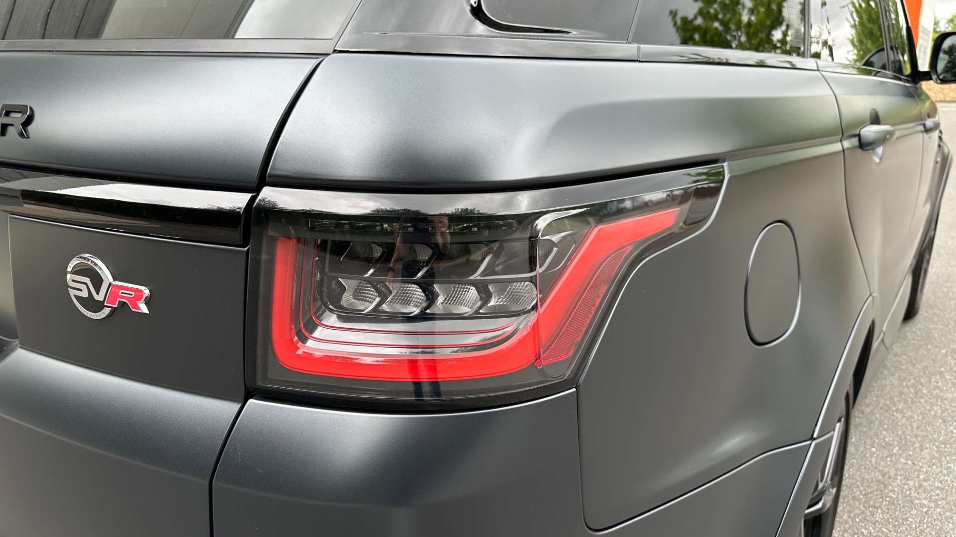 Used 2020 Land Rover Range Rover Sport SVR / SATIN SVO PAINT / DRIVE ASSIST / PREMIUM / TOW PACKAGE for sale $94,941 at Formula Imports in Charlotte NC 28227 46