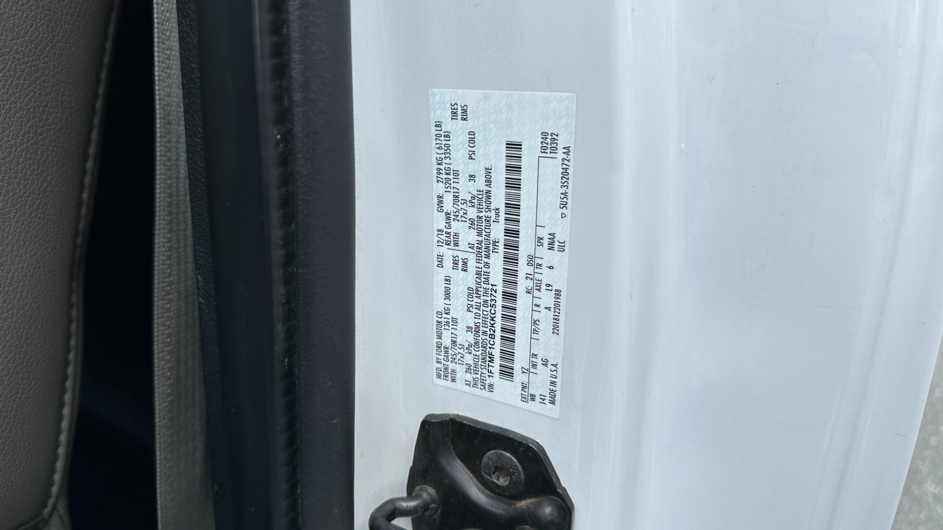 Used 2019 Ford F-150 XL / WORK TRUCK / VINYL SEATS / BED RACK / TOOLBOX / 2WD for sale $18,995 at Formula Imports in Charlotte NC 28227 47