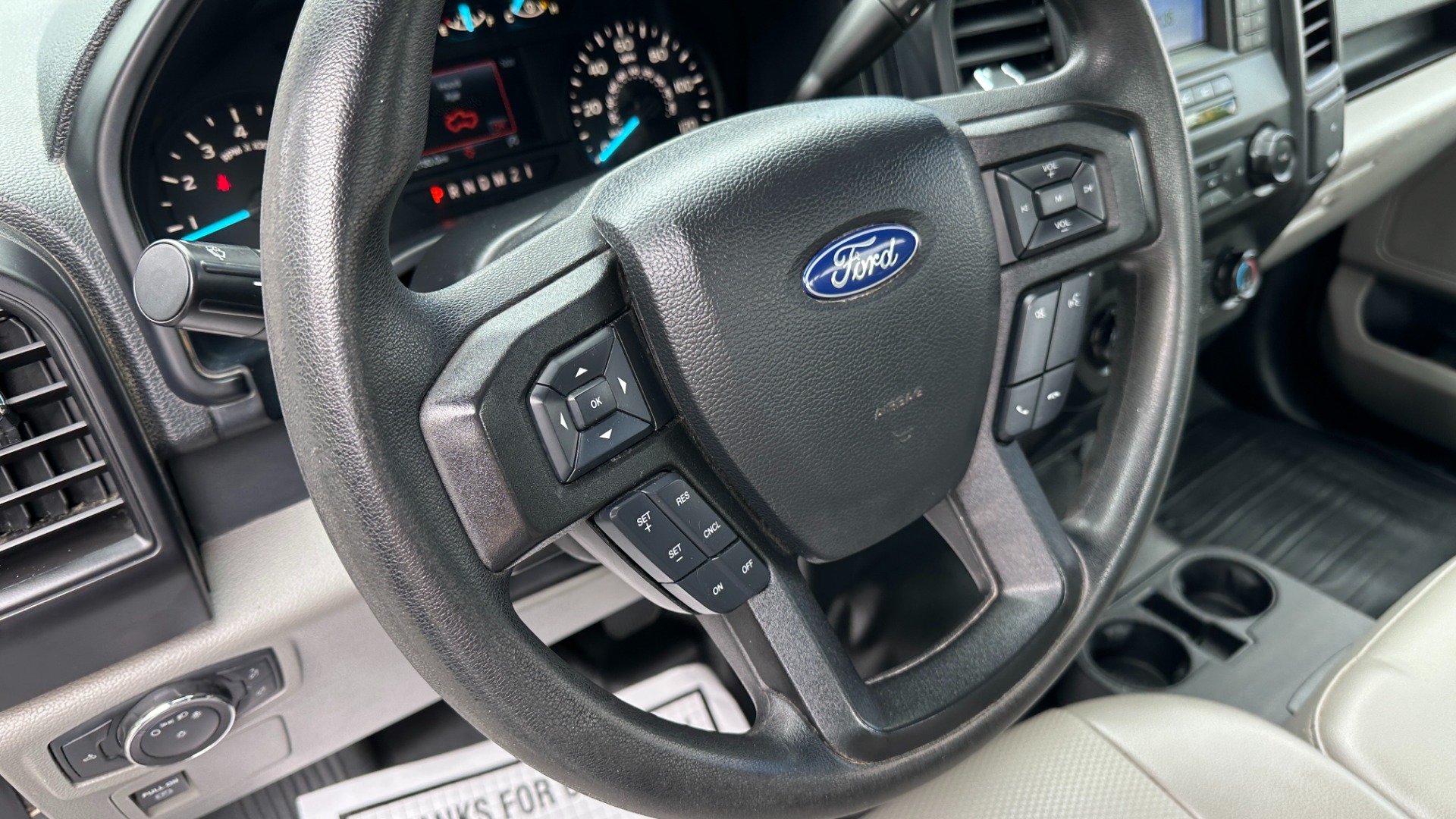 Used 2019 Ford F-150 XL / WORK TRUCK / VINYL SEATS / BED RACK / TOOLBOX / 2WD for sale Sold at Formula Imports in Charlotte NC 28227 49
