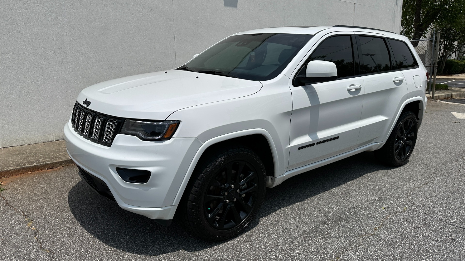 Used 2021 Jeep Grand Cherokee Laredo X for sale $33,995 at Formula Imports in Charlotte NC 28227 2