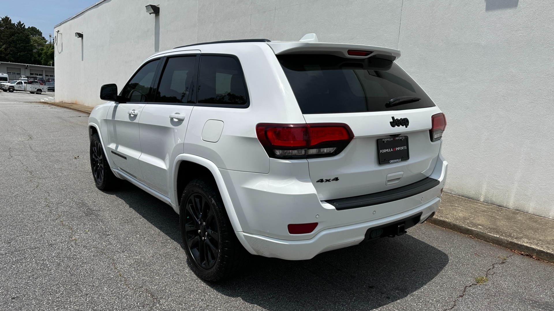 Used 2021 Jeep Grand Cherokee Laredo X for sale $33,995 at Formula Imports in Charlotte NC 28227 4