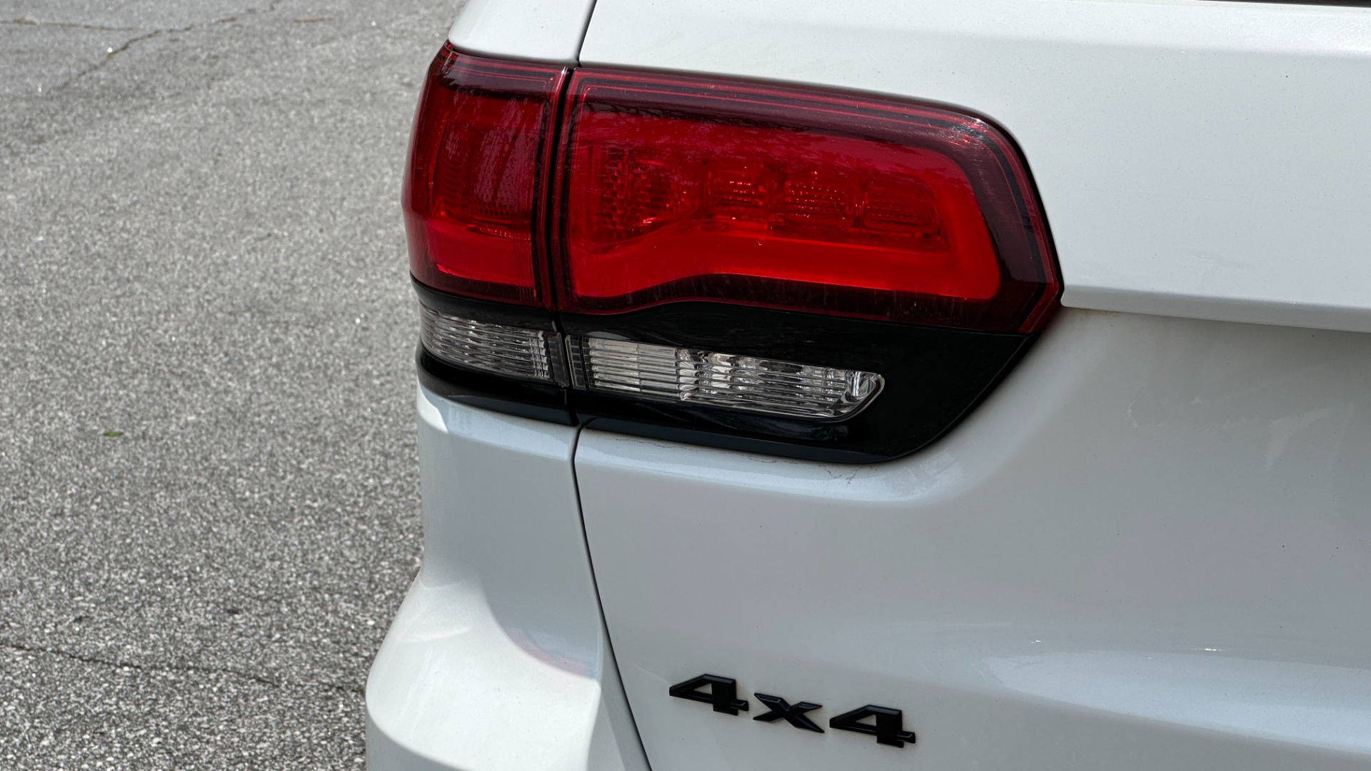 Used 2021 Jeep Grand Cherokee Laredo X for sale $33,995 at Formula Imports in Charlotte NC 28227 43
