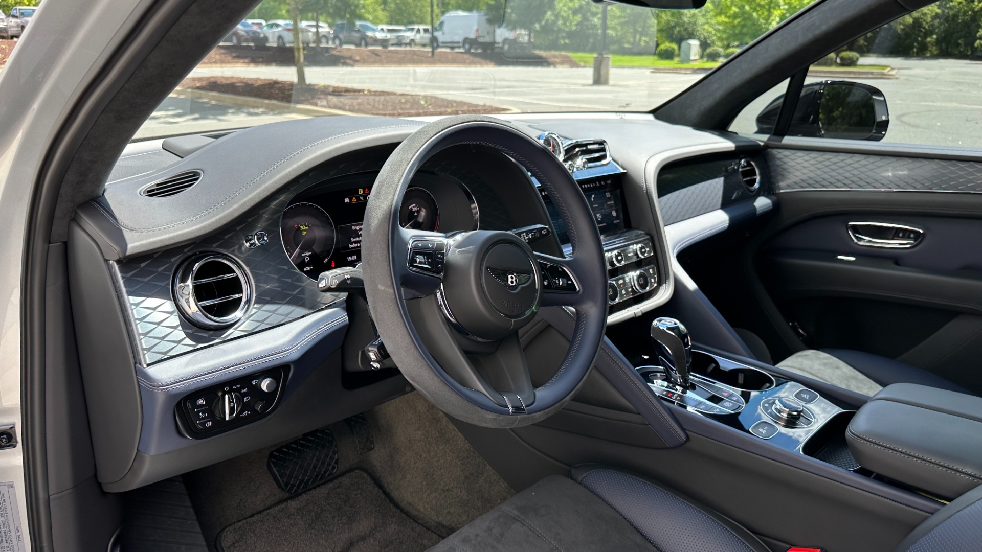 Used 2022 Bentley Bentayga S / CUSTOM AL13 WHEELS / TOURING / COMFORT / MOOD LIGHTING for sale $234,900 at Formula Imports in Charlotte NC 28227 12
