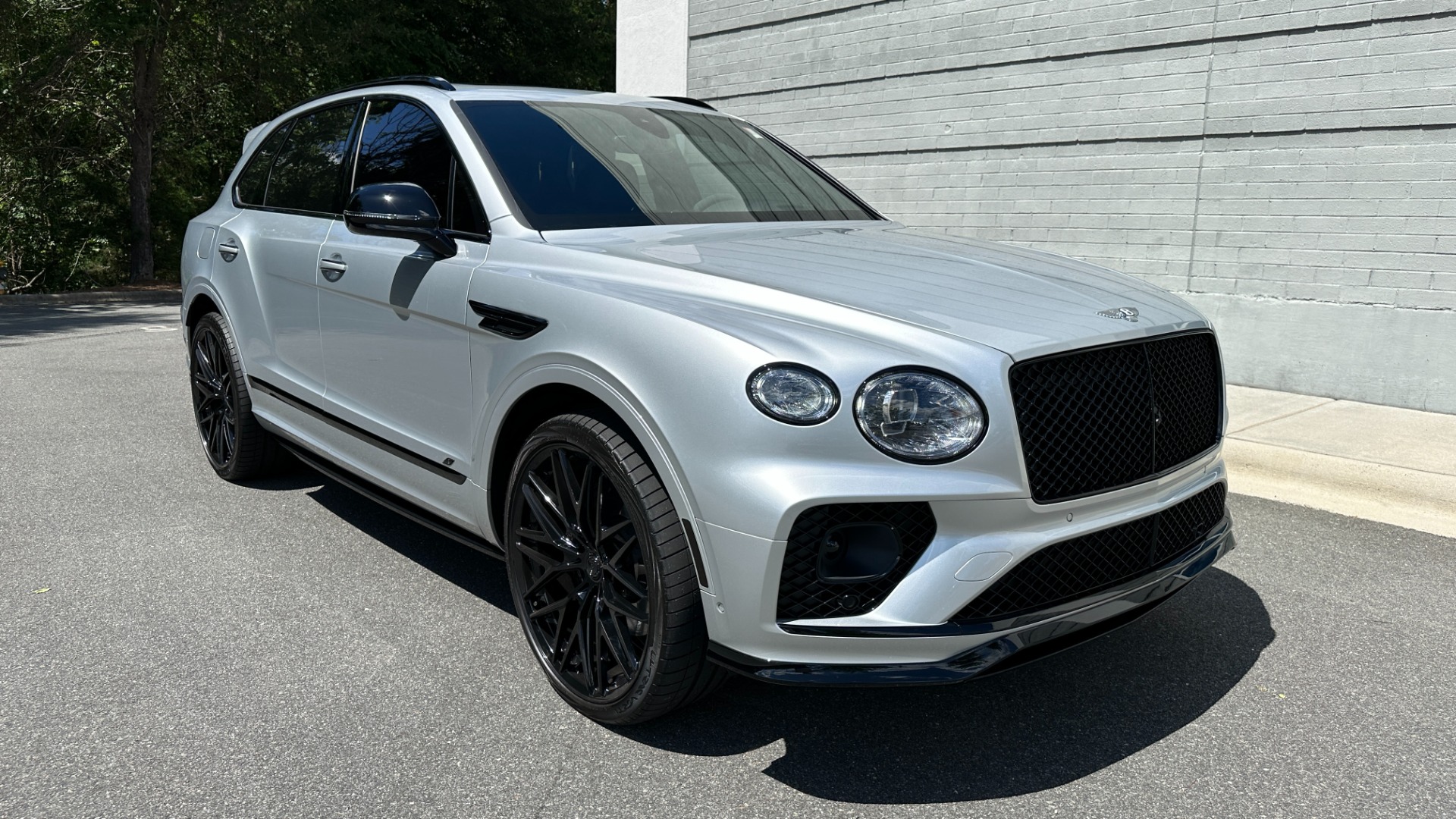 Used 2022 Bentley Bentayga S / CUSTOM AL13 WHEELS / TOURING / COMFORT / MOOD LIGHTING for sale $234,900 at Formula Imports in Charlotte NC 28227 5