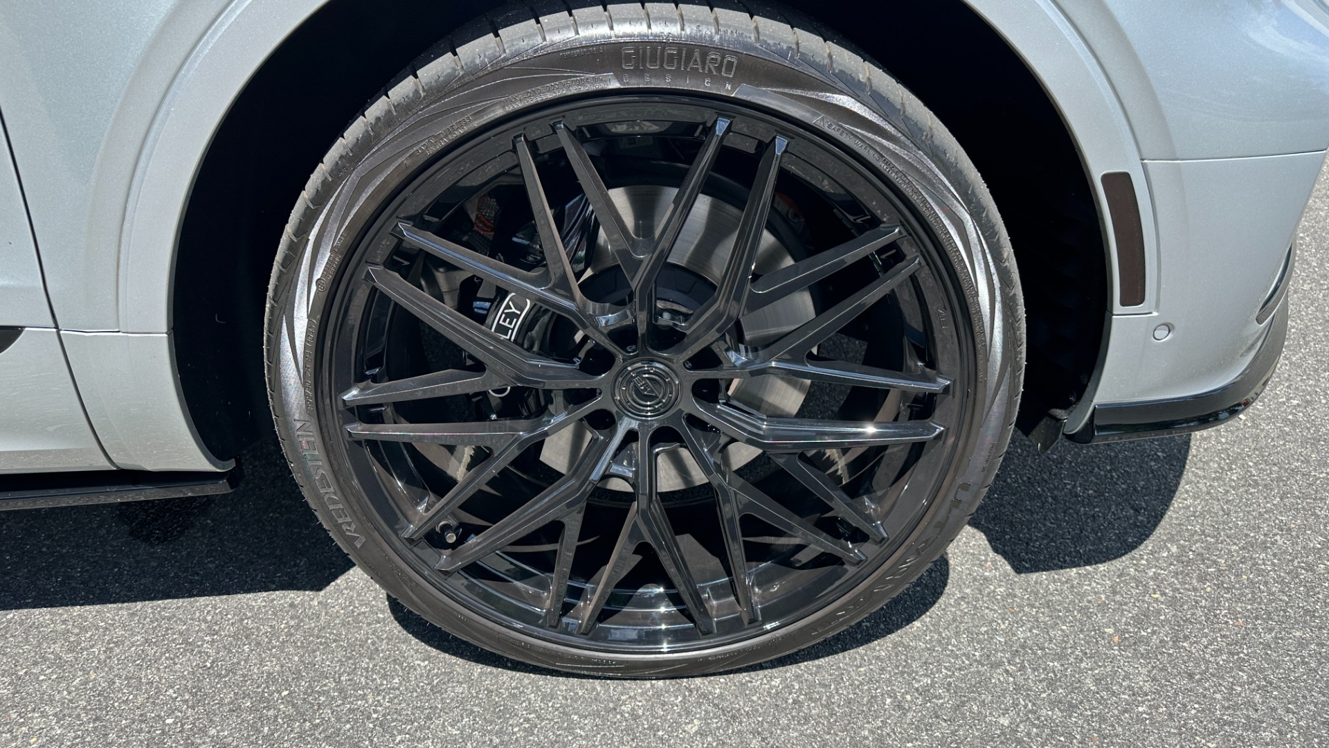 Used 2022 Bentley Bentayga S / CUSTOM AL13 WHEELS / TOURING / COMFORT / MOOD LIGHTING for sale $234,900 at Formula Imports in Charlotte NC 28227 53