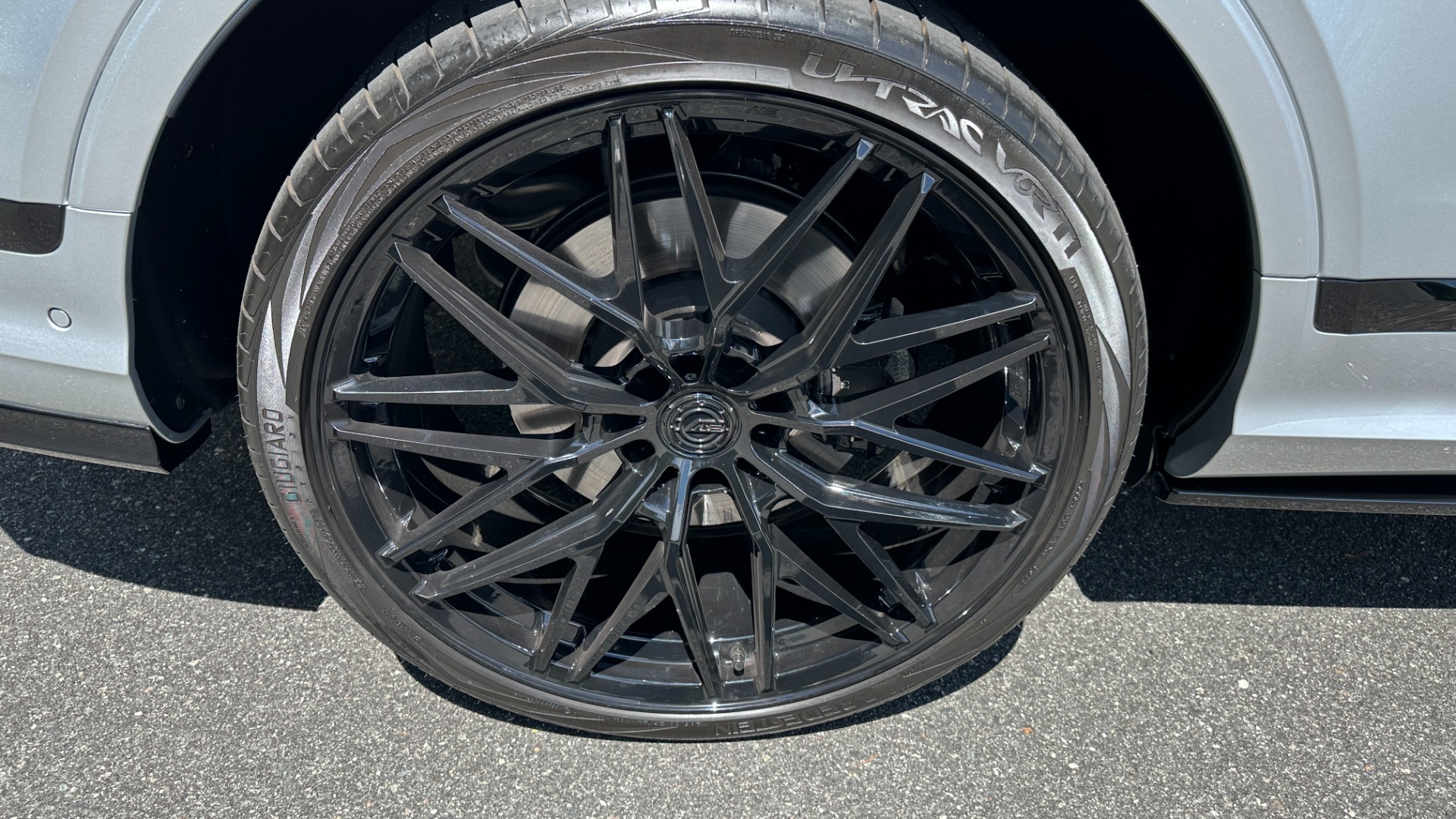 Used 2022 Bentley Bentayga S / CUSTOM AL13 WHEELS / TOURING / COMFORT / MOOD LIGHTING for sale $234,900 at Formula Imports in Charlotte NC 28227 54