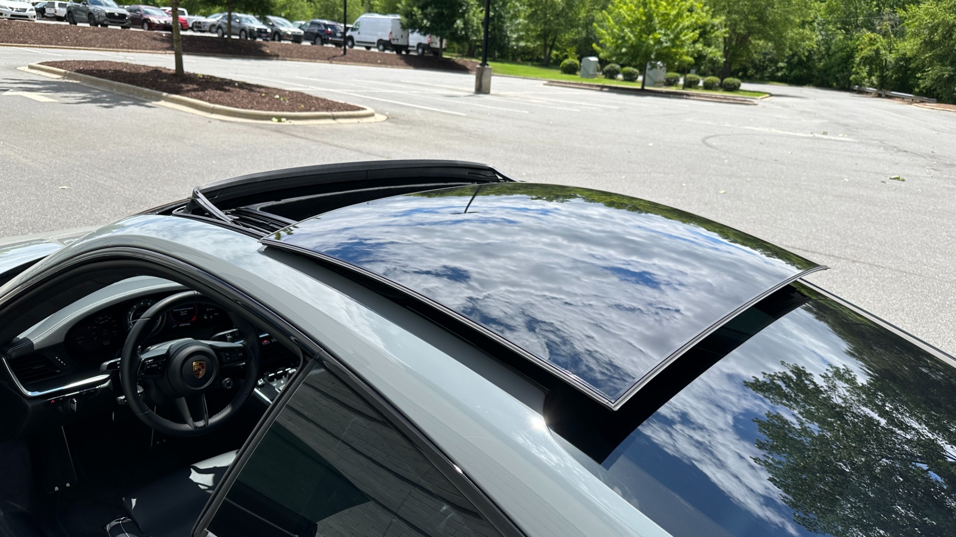 Used 2021 Porsche 911 TURBO S / CUSTOM PTS COLOR / BIG OPTIONS / SPORT SEATS / CARBON FIBER for sale $289,000 at Formula Imports in Charlotte NC 28227 25