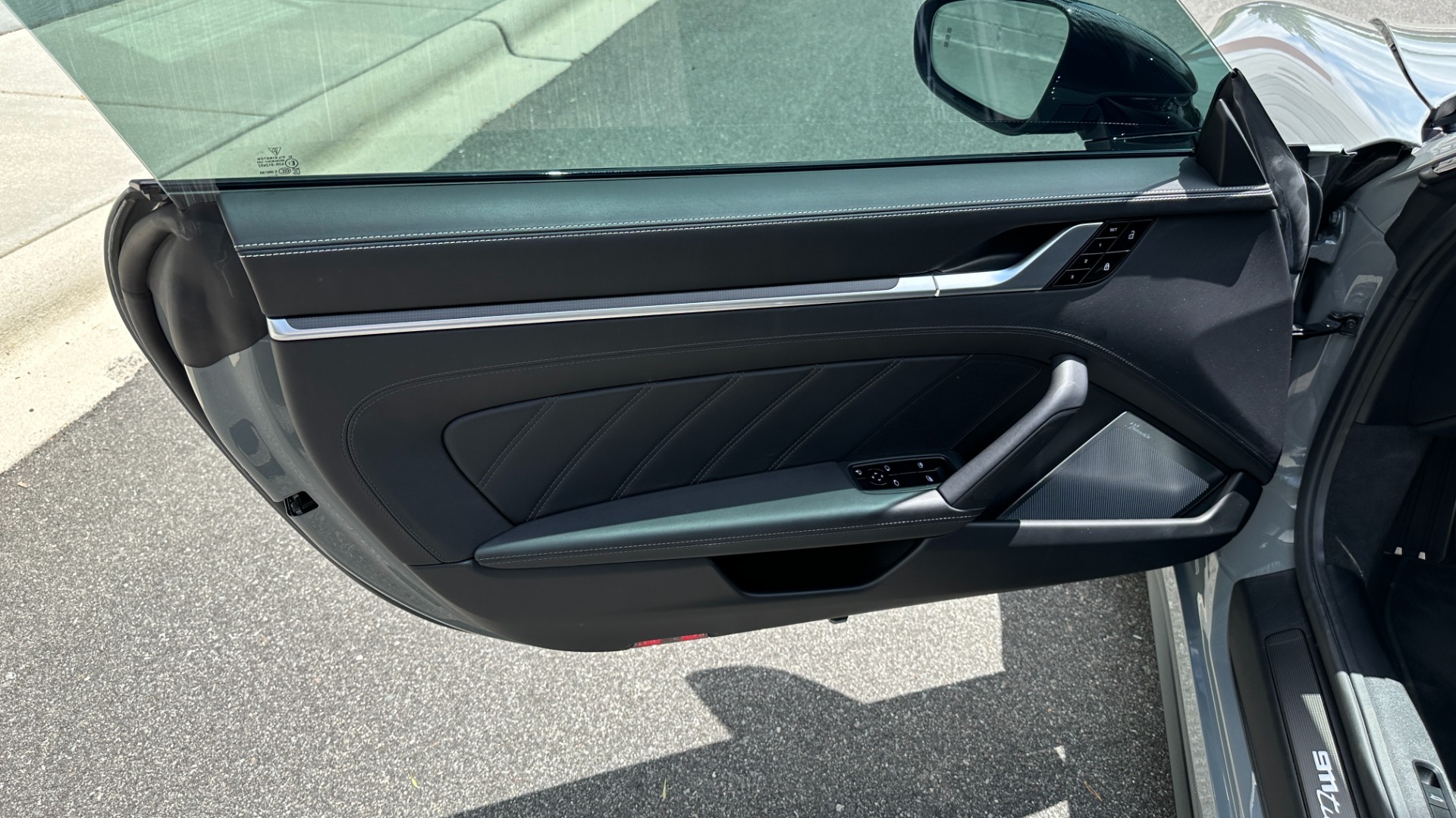 Used 2021 Porsche 911 TURBO S / CUSTOM PTS COLOR / BIG OPTIONS / SPORT SEATS / CARBON FIBER for sale $289,000 at Formula Imports in Charlotte NC 28227 8