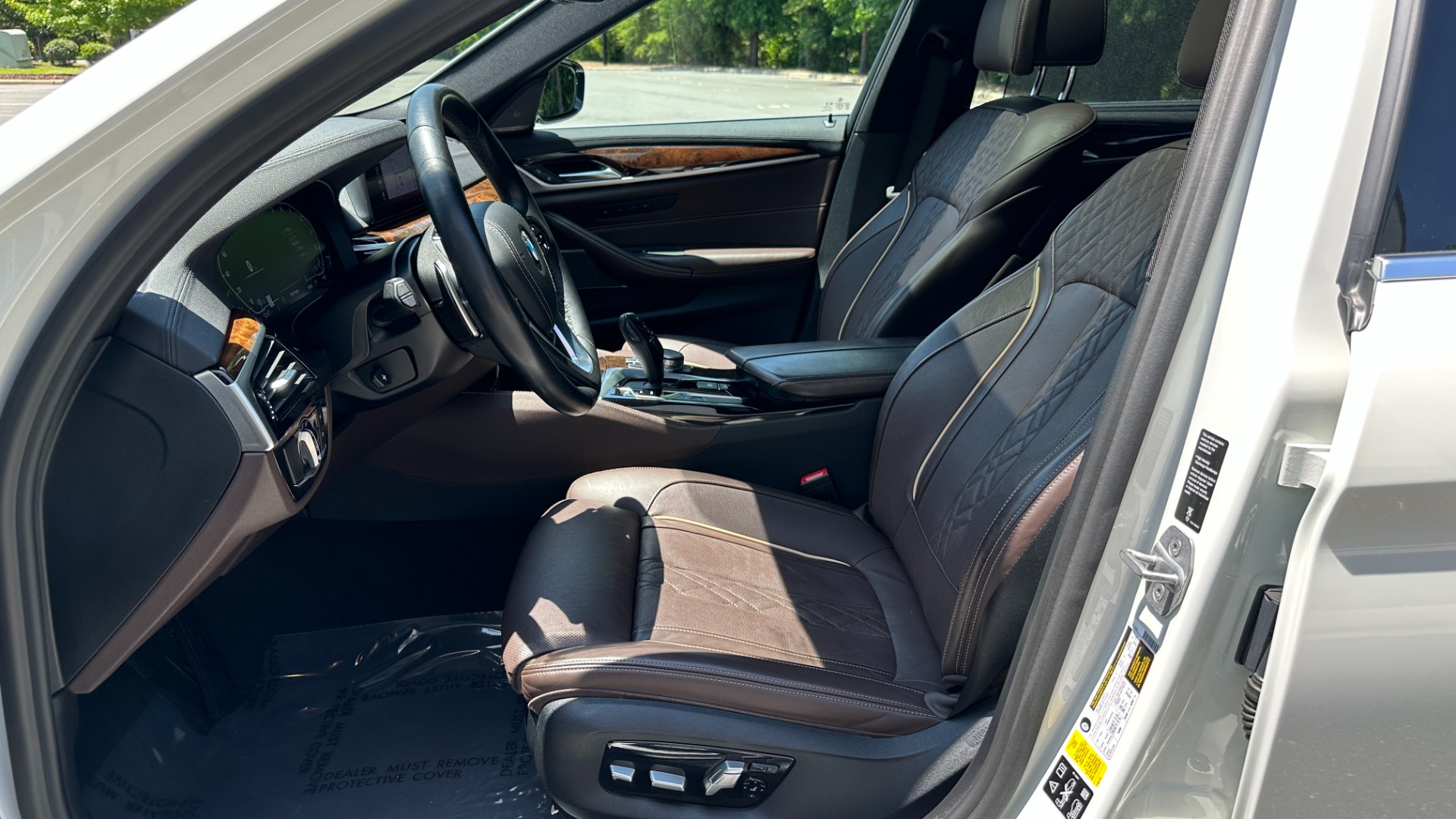 Used 2020 BMW 5 Series 540i xDrive / EXECUTIVE / LUXURY / HK SURROUND / NAPPA LEATHER for sale $45,995 at Formula Imports in Charlotte NC 28227 25
