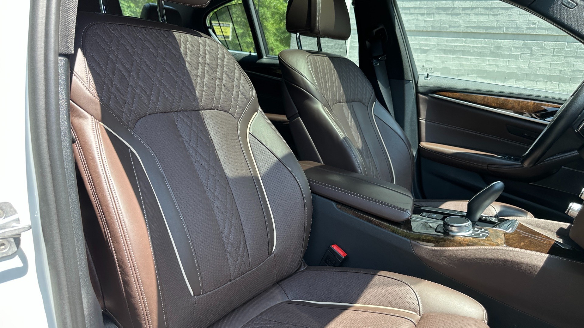 Used 2020 BMW 5 Series 540i xDrive / EXECUTIVE / LUXURY / HK SURROUND / NAPPA LEATHER for sale $45,995 at Formula Imports in Charlotte NC 28227 40