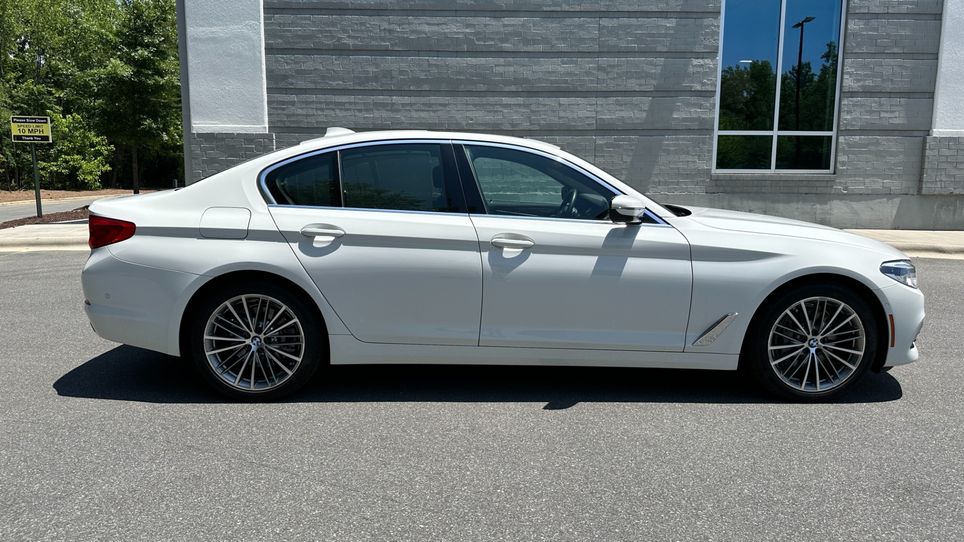 Used 2020 BMW 5 Series 540i xDrive / EXECUTIVE / LUXURY / HK SURROUND / NAPPA LEATHER for sale $45,995 at Formula Imports in Charlotte NC 28227 6