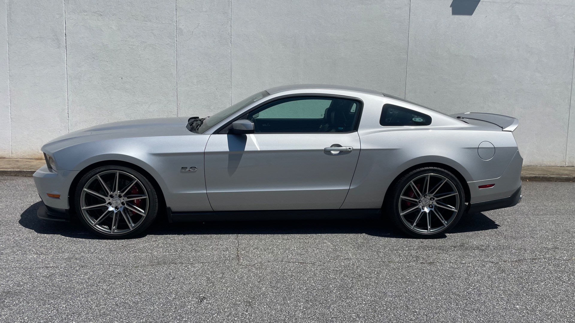 Used 2012 Ford Mustang GT Premium for sale Sold at Formula Imports in Charlotte NC 28227 3