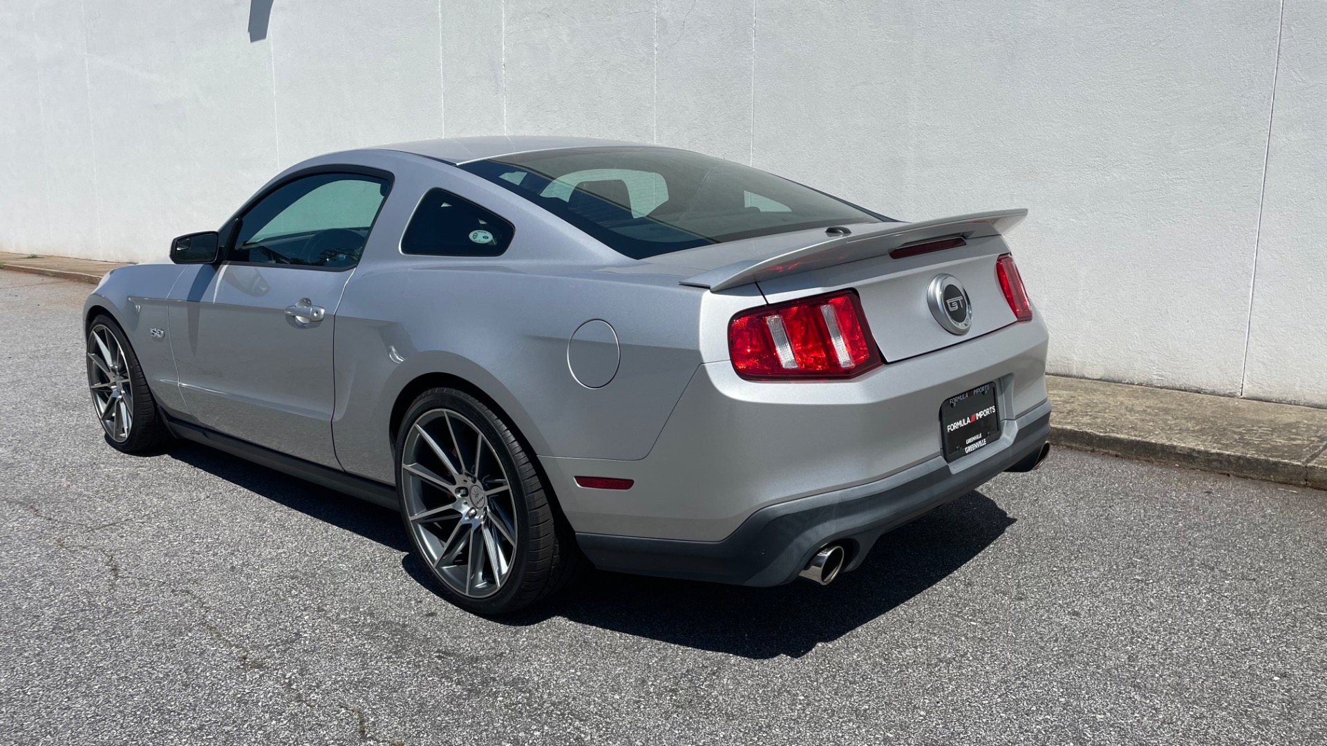 Used 2012 Ford Mustang GT Premium for sale Sold at Formula Imports in Charlotte NC 28227 4