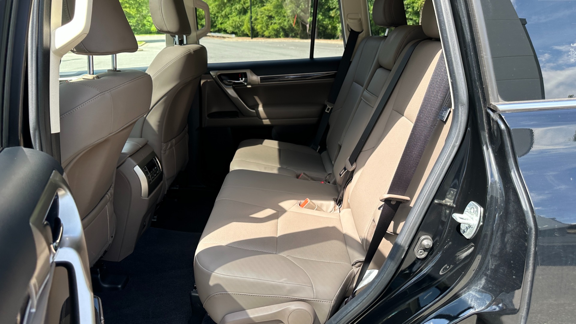 Used 2020 Lexus GX GX 460 PREMIUM / LEATHER STEERING / LEATHER INTERIOR / 4WD for sale Sold at Formula Imports in Charlotte NC 28227 25