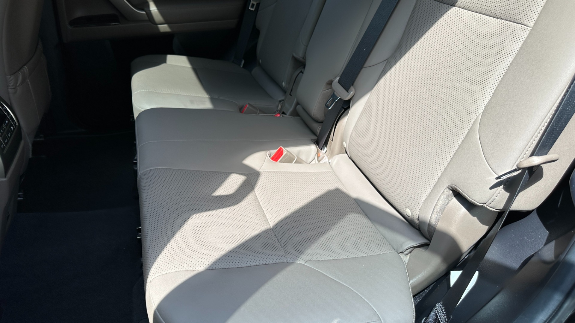 Used 2020 Lexus GX GX 460 PREMIUM / LEATHER STEERING / LEATHER INTERIOR / 4WD for sale Sold at Formula Imports in Charlotte NC 28227 27