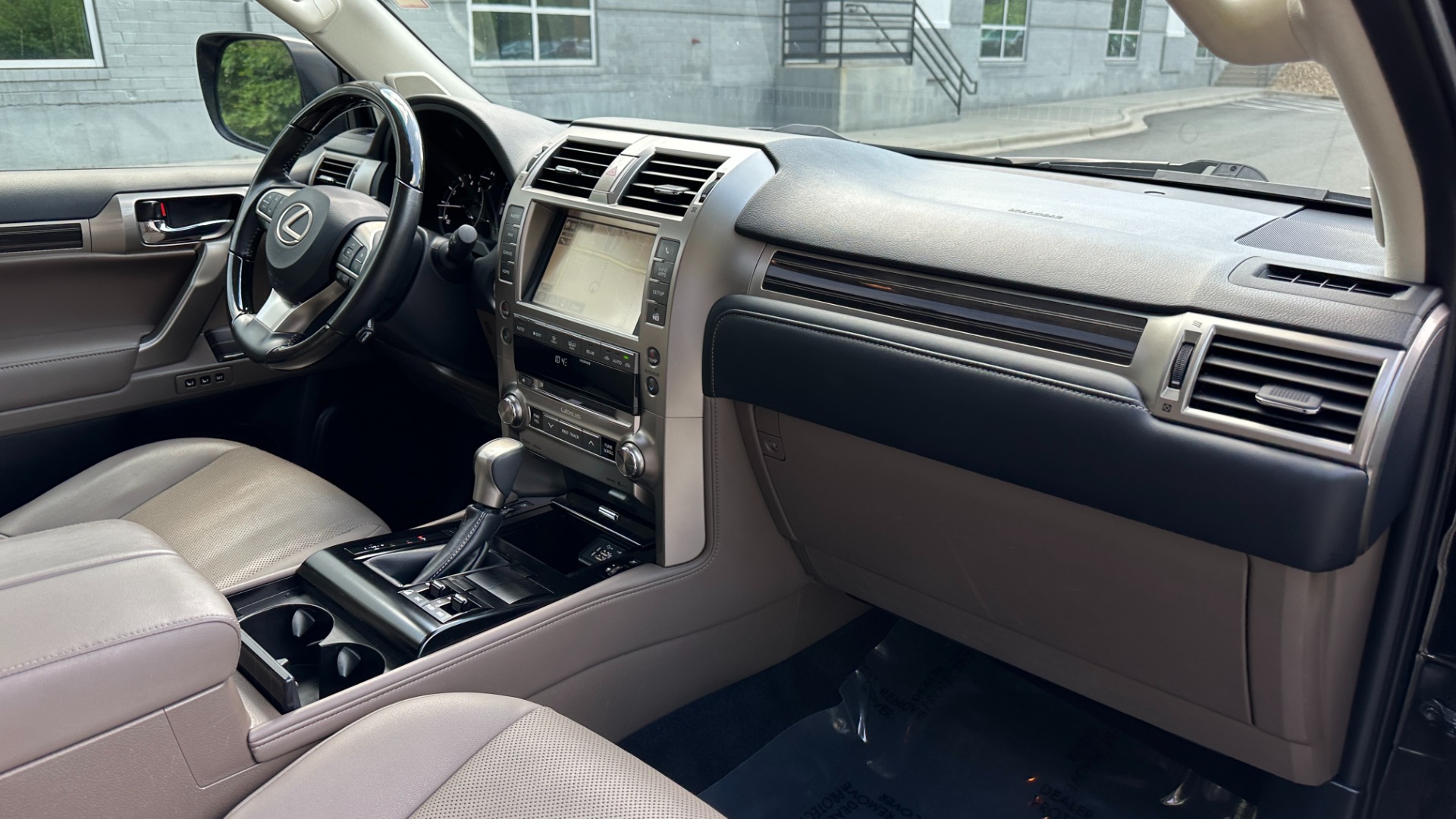 Used 2020 Lexus GX GX 460 PREMIUM / LEATHER STEERING / LEATHER INTERIOR / 4WD for sale Sold at Formula Imports in Charlotte NC 28227 35