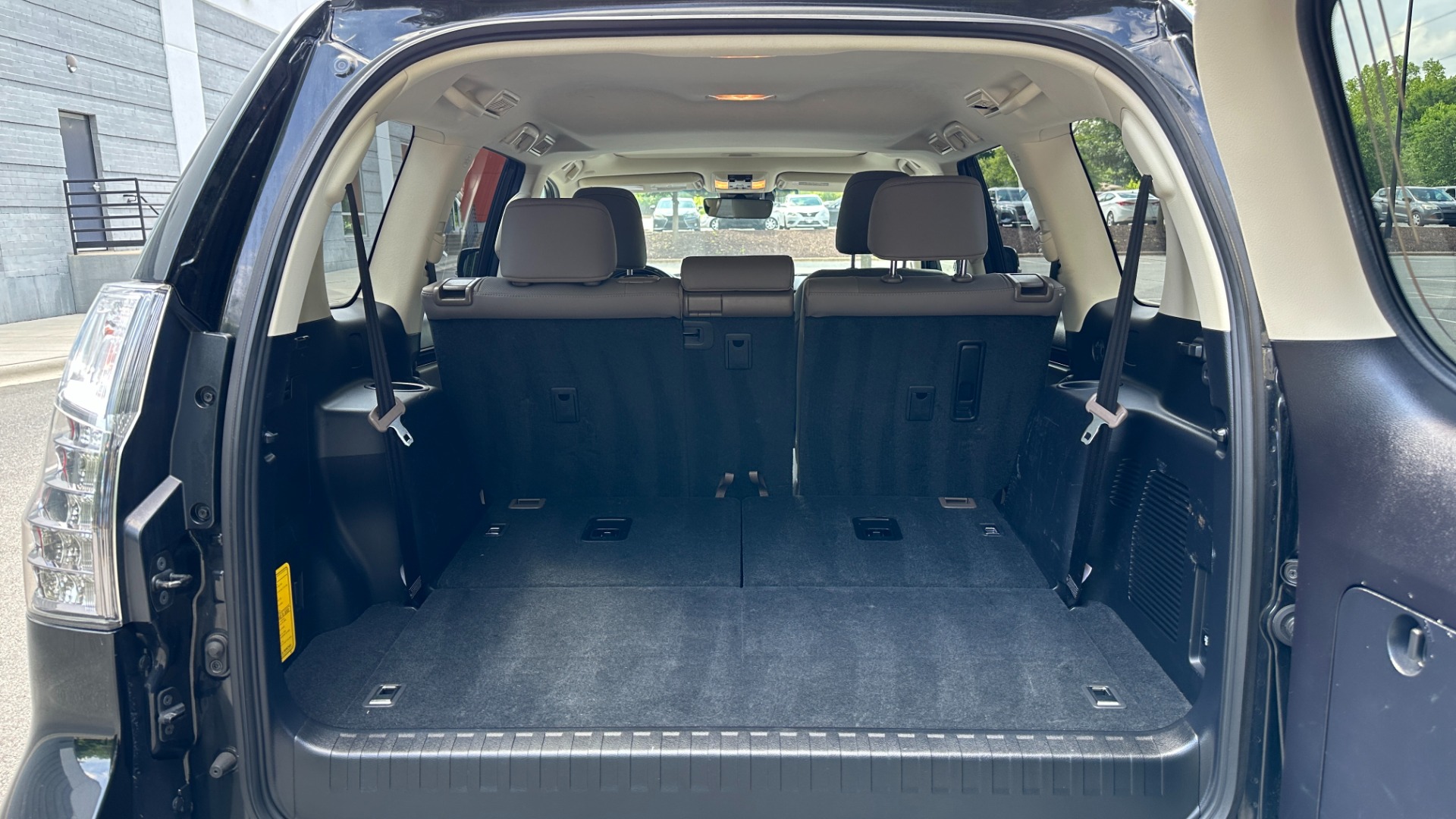 Used 2020 Lexus GX GX 460 PREMIUM / LEATHER STEERING / LEATHER INTERIOR / 4WD for sale Sold at Formula Imports in Charlotte NC 28227 41
