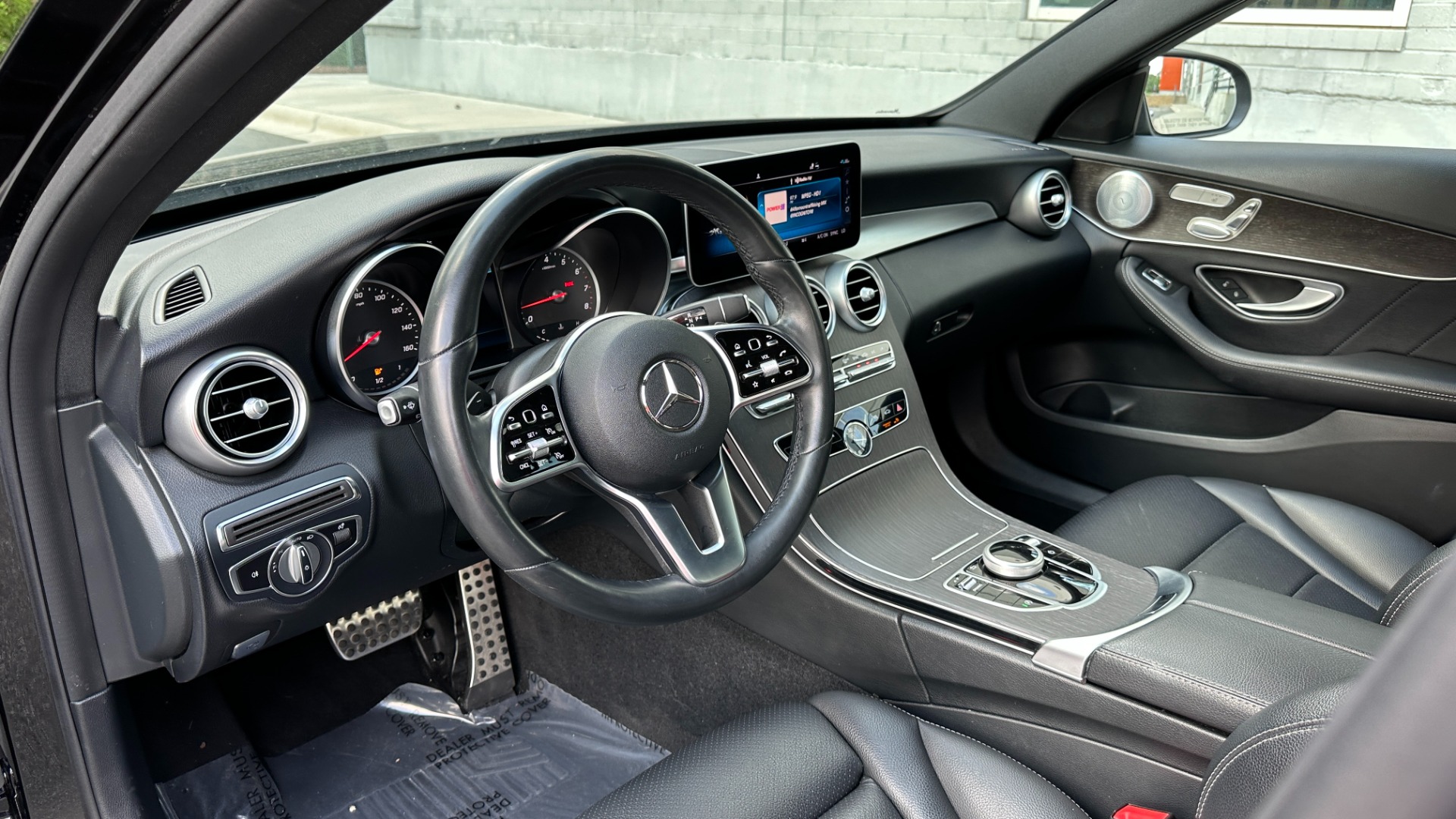 Used 2020 Mercedes-Benz C-Class C 300 / AMG LINE / AMG WHEELS / PREMIUM PKG / NAVIGATION for sale $30,995 at Formula Imports in Charlotte NC 28227 11