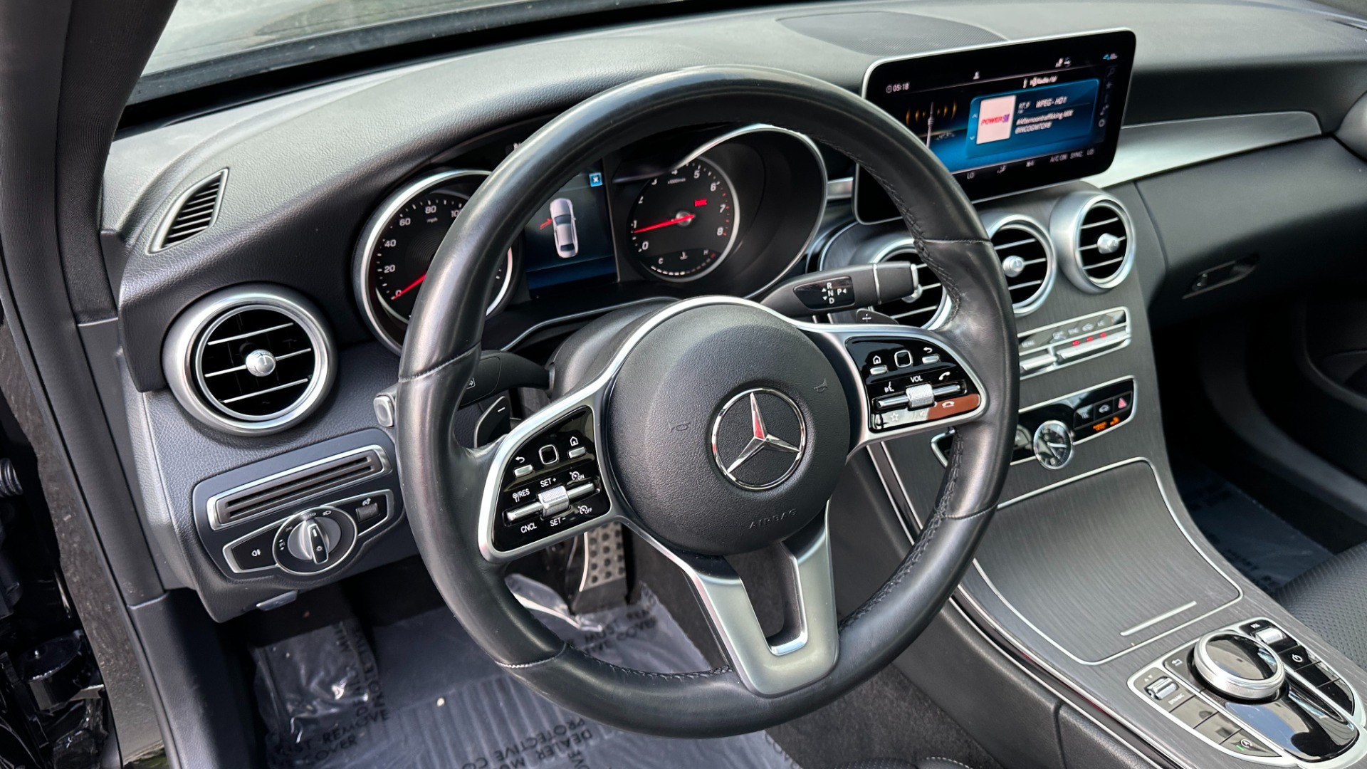 Used 2020 Mercedes-Benz C-Class C 300 / AMG LINE / AMG WHEELS / PREMIUM PKG / NAVIGATION for sale $30,995 at Formula Imports in Charlotte NC 28227 17