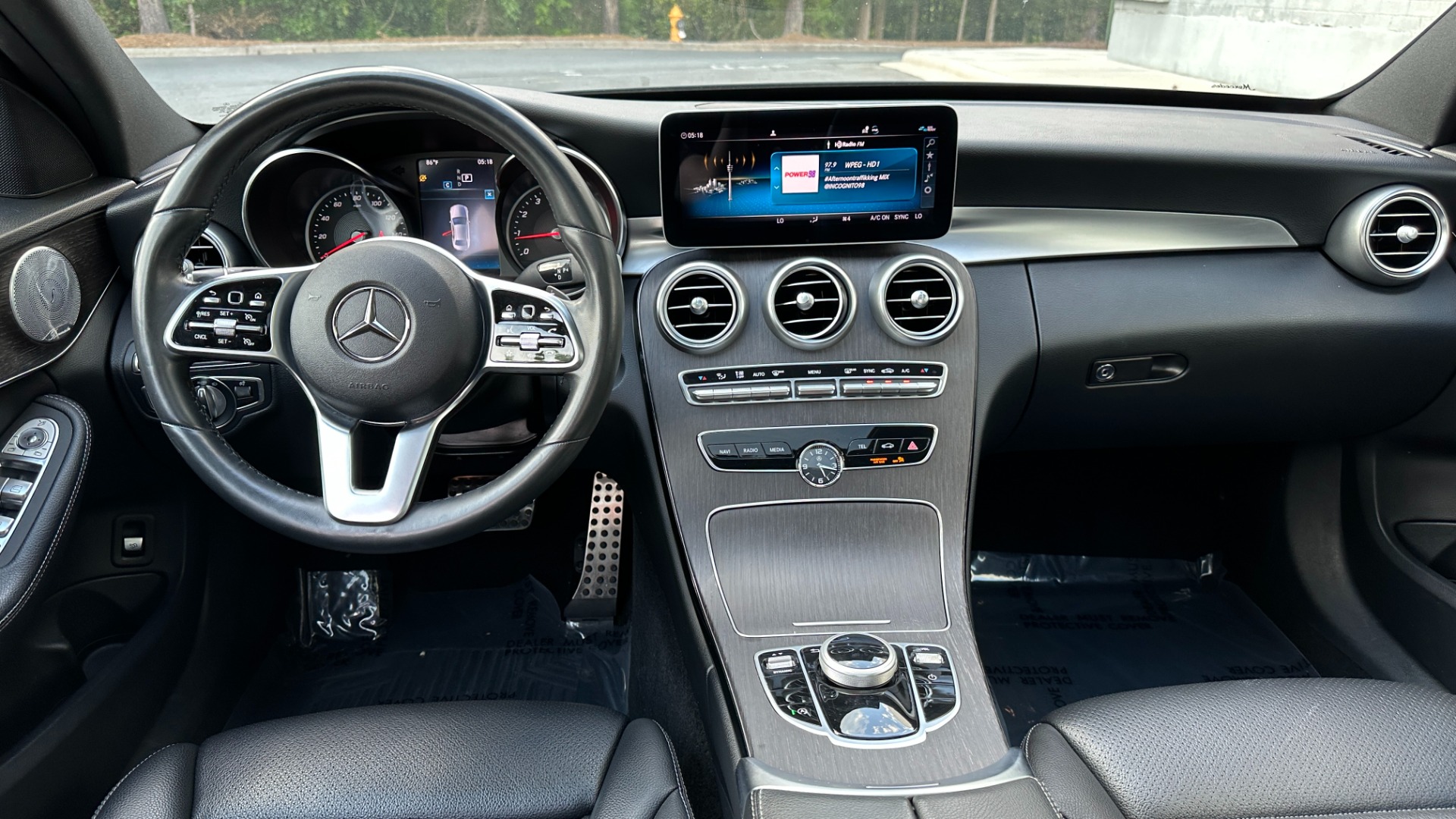 Used 2020 Mercedes-Benz C-Class C 300 / AMG LINE / AMG WHEELS / PREMIUM PKG / NAVIGATION for sale $30,995 at Formula Imports in Charlotte NC 28227 27
