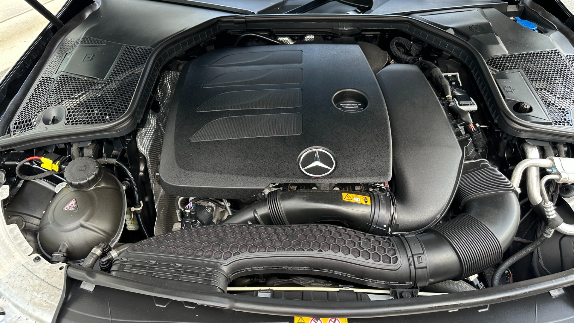 Used 2020 Mercedes-Benz C-Class C 300 / AMG LINE / AMG WHEELS / PREMIUM PKG / NAVIGATION for sale $30,995 at Formula Imports in Charlotte NC 28227 38