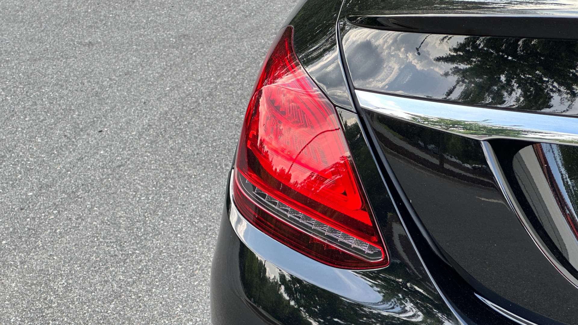 Used 2020 Mercedes-Benz C-Class C 300 / AMG LINE / AMG WHEELS / PREMIUM PKG / NAVIGATION for sale $30,995 at Formula Imports in Charlotte NC 28227 39