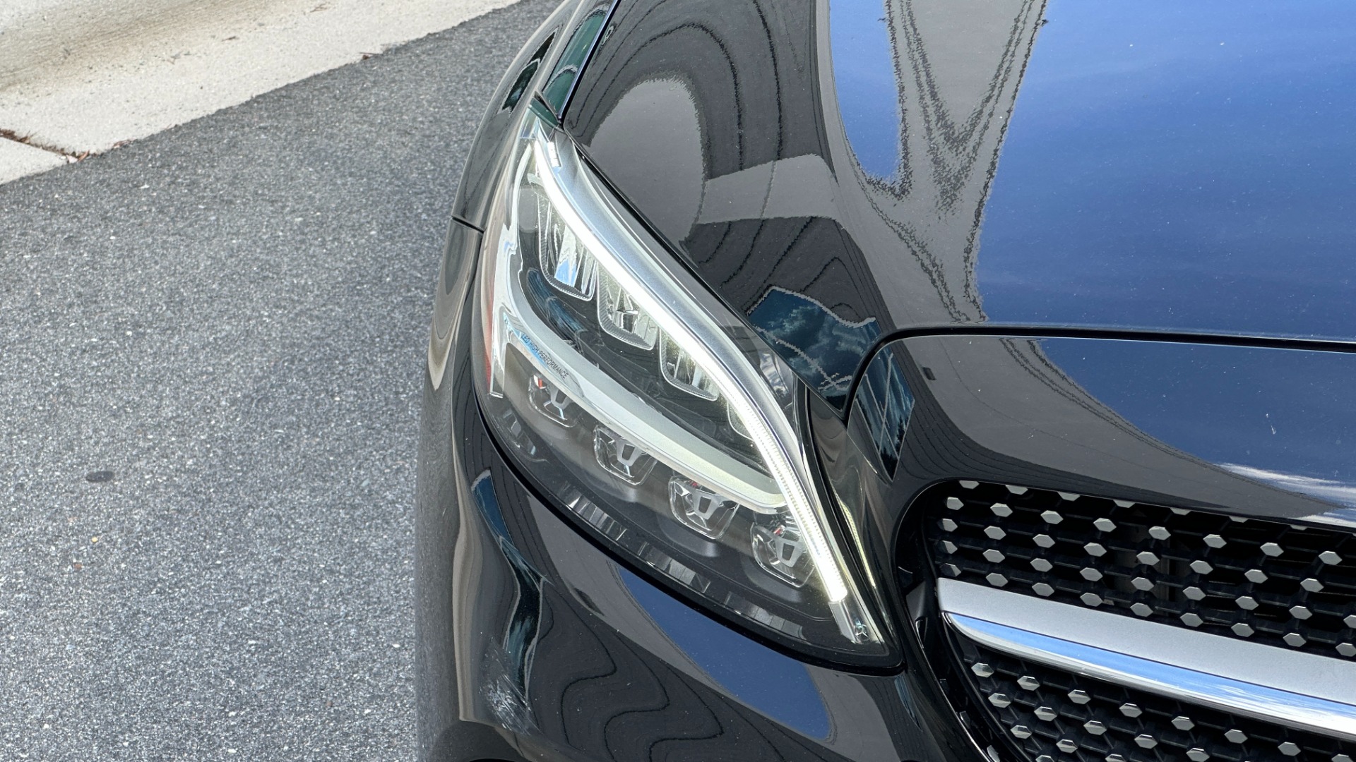 Used 2020 Mercedes-Benz C-Class C 300 / AMG LINE / AMG WHEELS / PREMIUM PKG / NAVIGATION for sale $30,995 at Formula Imports in Charlotte NC 28227 41
