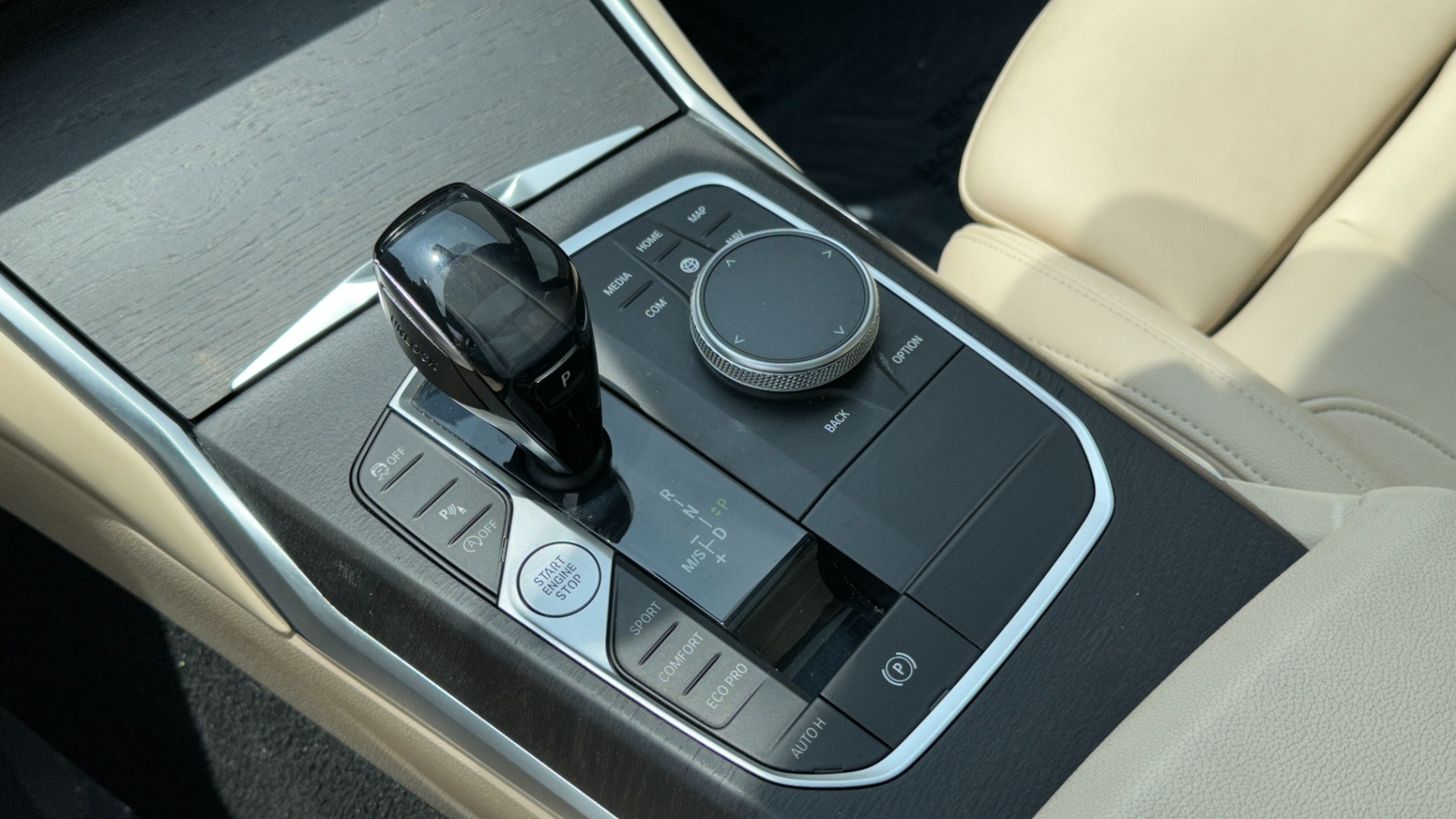 Used 2021 BMW 3 Series 330i for sale $31,995 at Formula Imports in Charlotte NC 28227 17