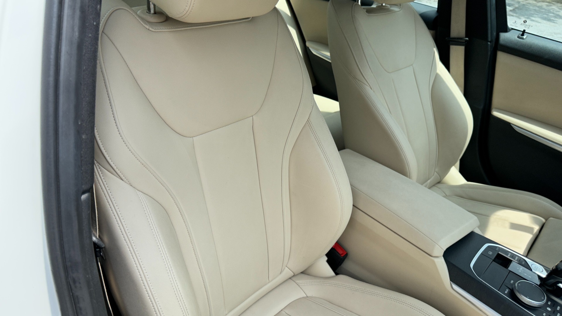 Used 2021 BMW 3 Series 330i for sale $31,995 at Formula Imports in Charlotte NC 28227 33