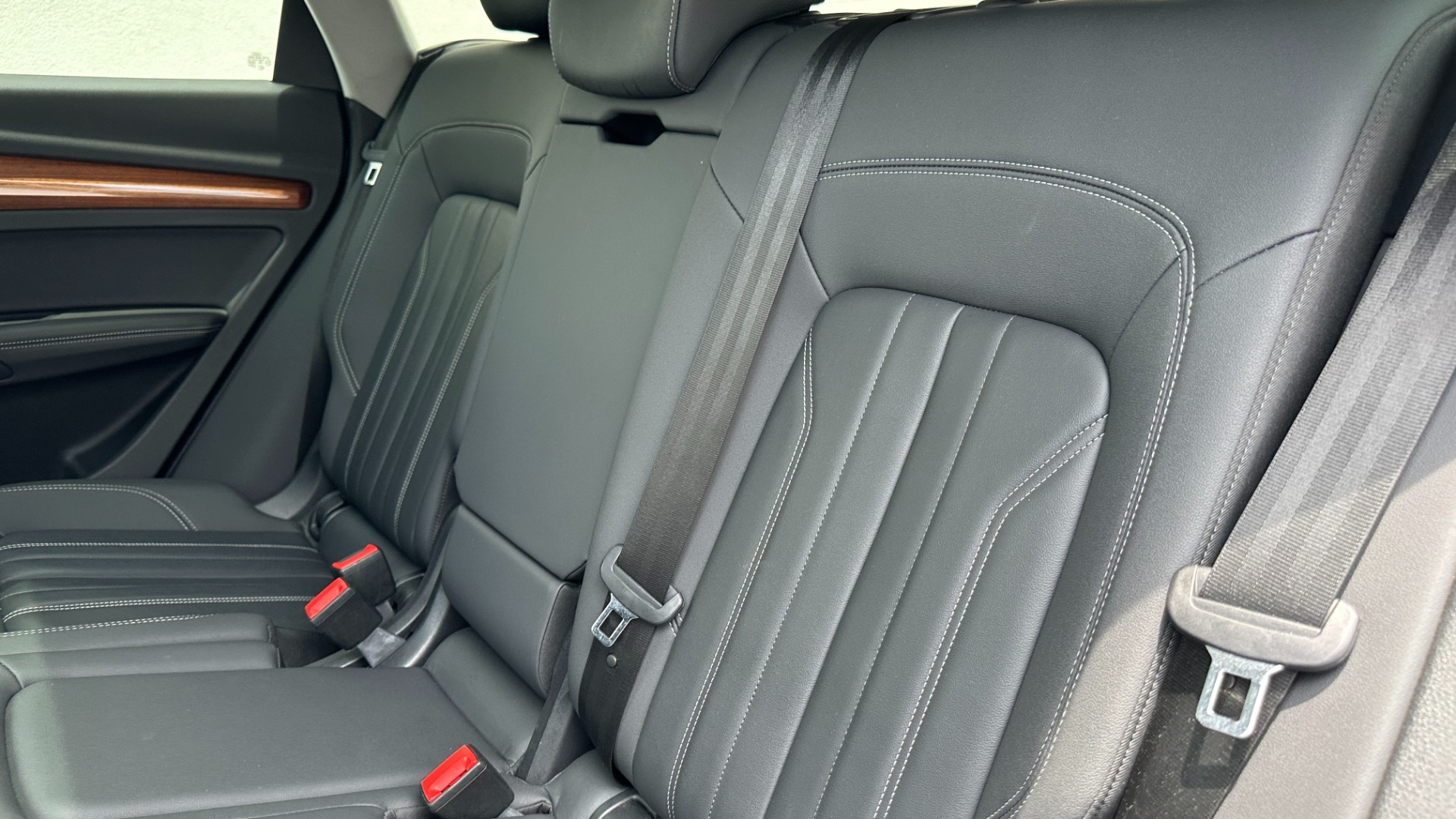 Used 2021 Audi Q5 PREMIUM PLUS / WOOD TRIM / PANORAMIC ROOF / TOUCH SCREEN for sale $29,895 at Formula Imports in Charlotte NC 28227 24