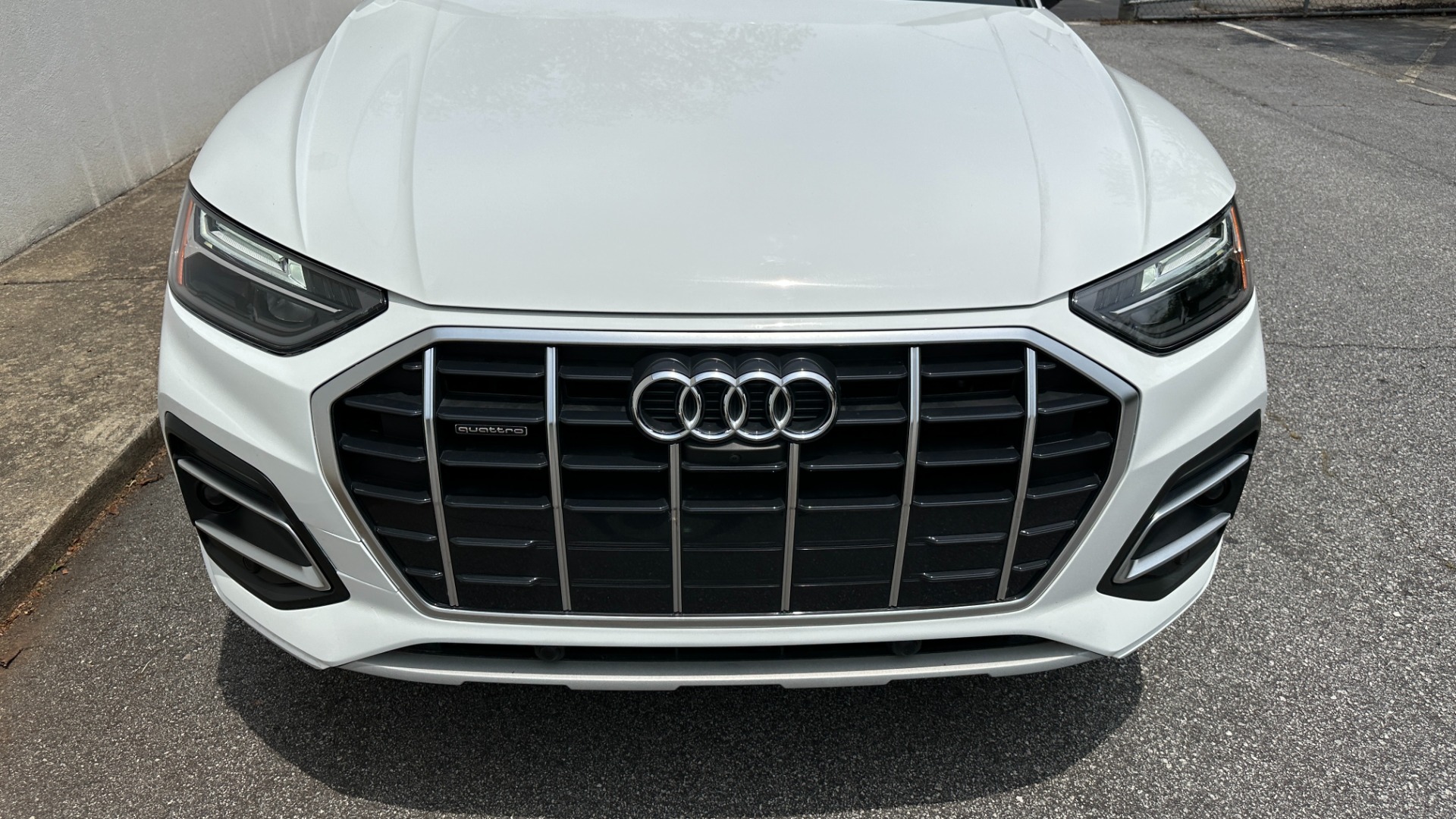 Used 2021 Audi Q5 PREMIUM PLUS / WOOD TRIM / PANORAMIC ROOF / TOUCH SCREEN for sale $29,895 at Formula Imports in Charlotte NC 28227 8
