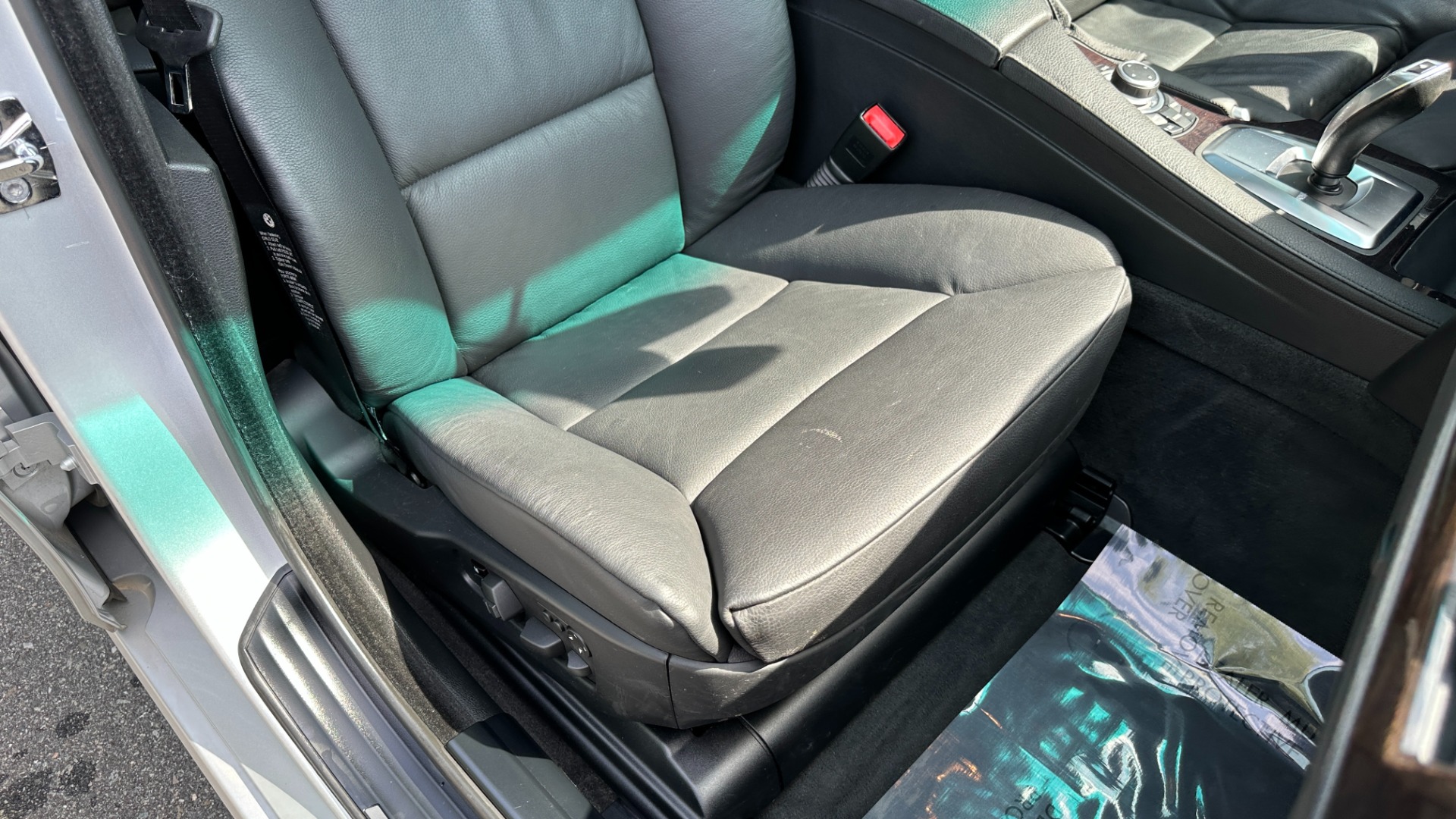 Used 2009 BMW 5 Series 528i / SPORT PACKAGE / PREMIUM PACKAGE / DAKOTA LEATHER for sale $14,995 at Formula Imports in Charlotte NC 28227 35